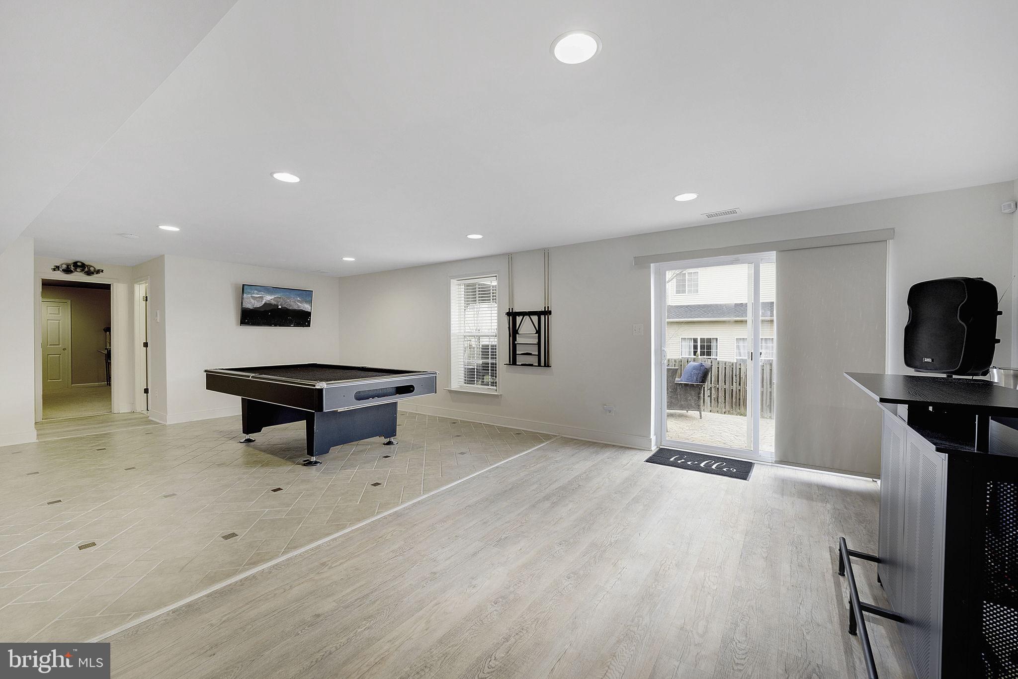5703 Caribbean COURT