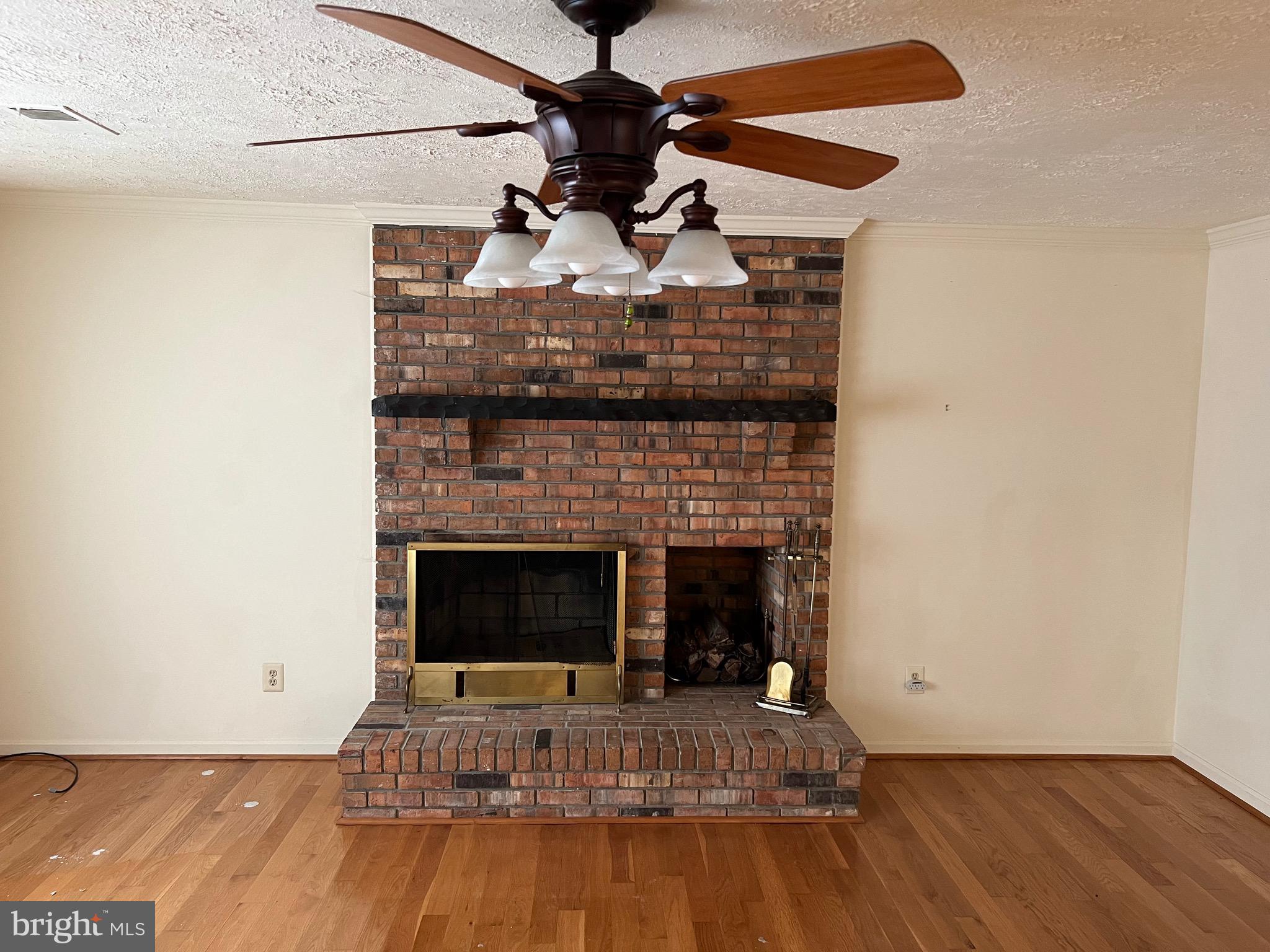 204 3rd Avenue