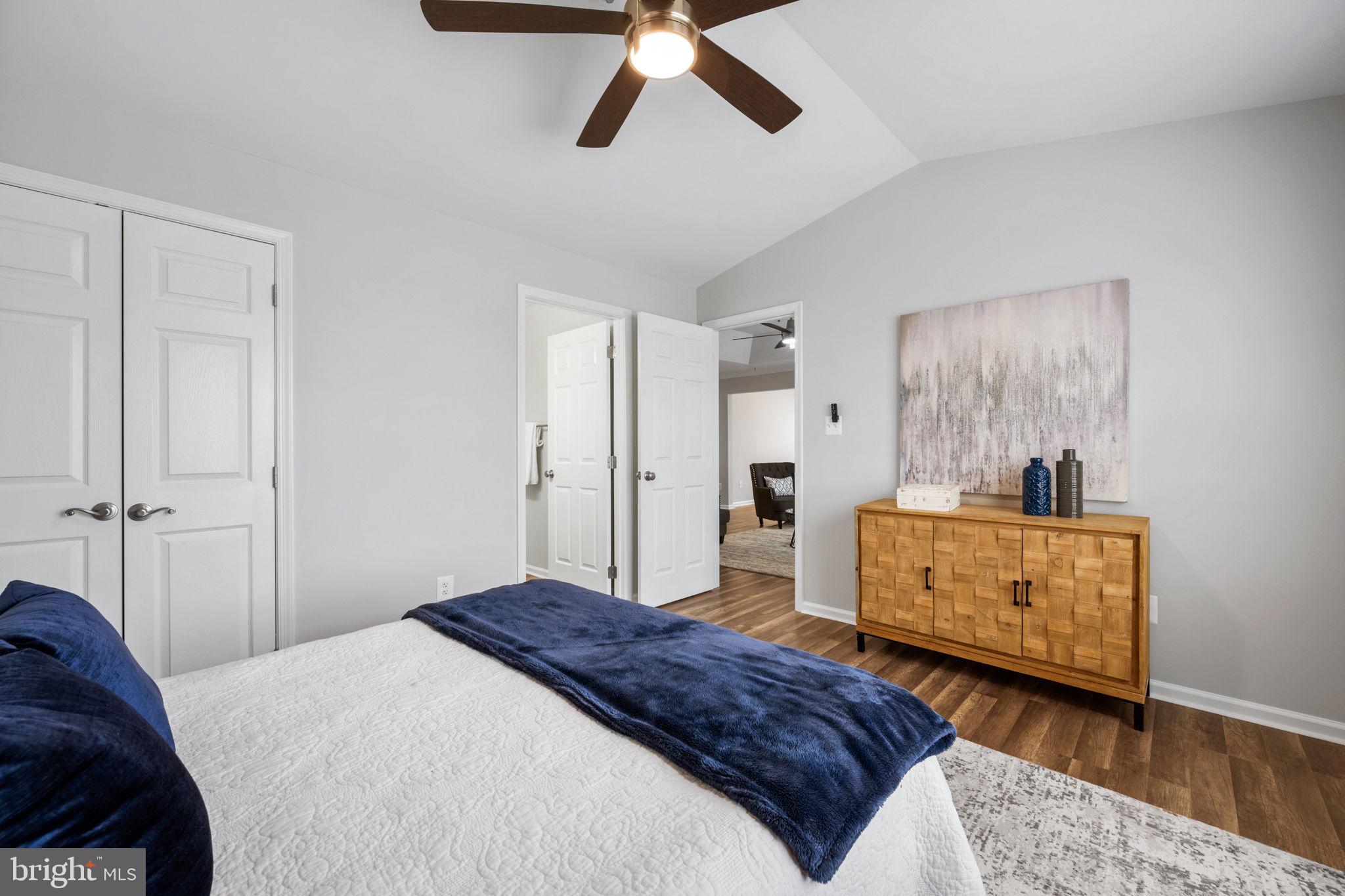8103 Lacy Drive Unit: 304