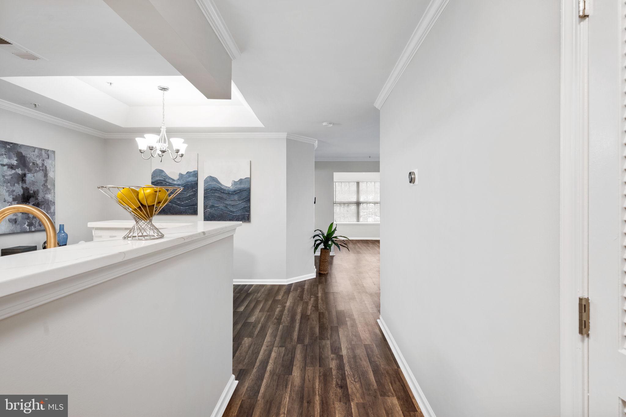 8103 Lacy Drive Unit: 304