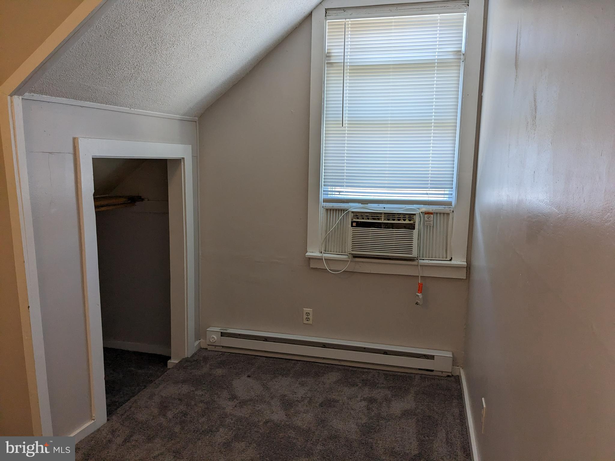 232 Potomac Avenue Unit: 102