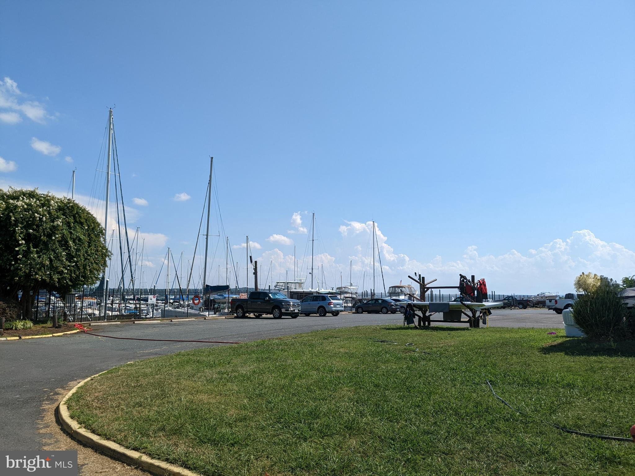 232 Potomac Avenue Unit: 102