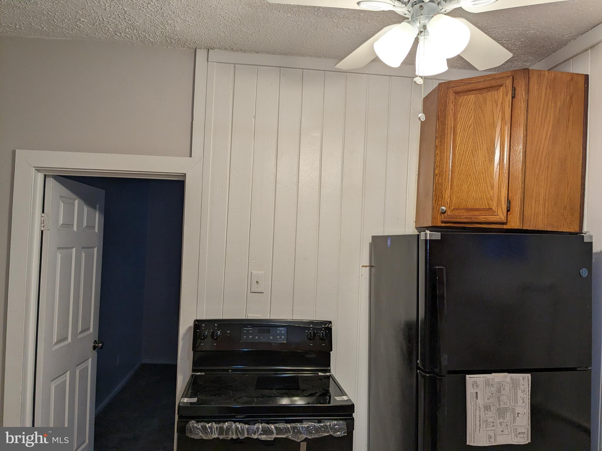 232 Potomac Avenue Unit: 102