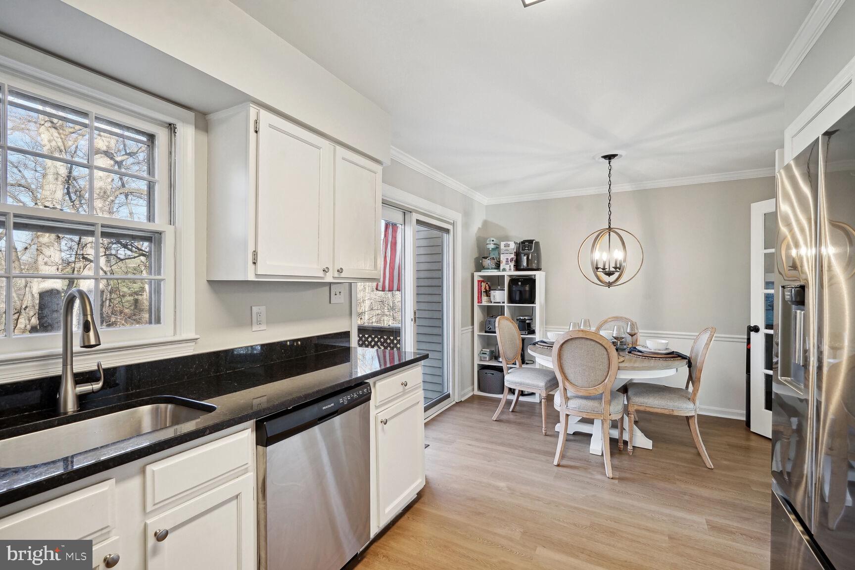 4330 Jonathan Ct