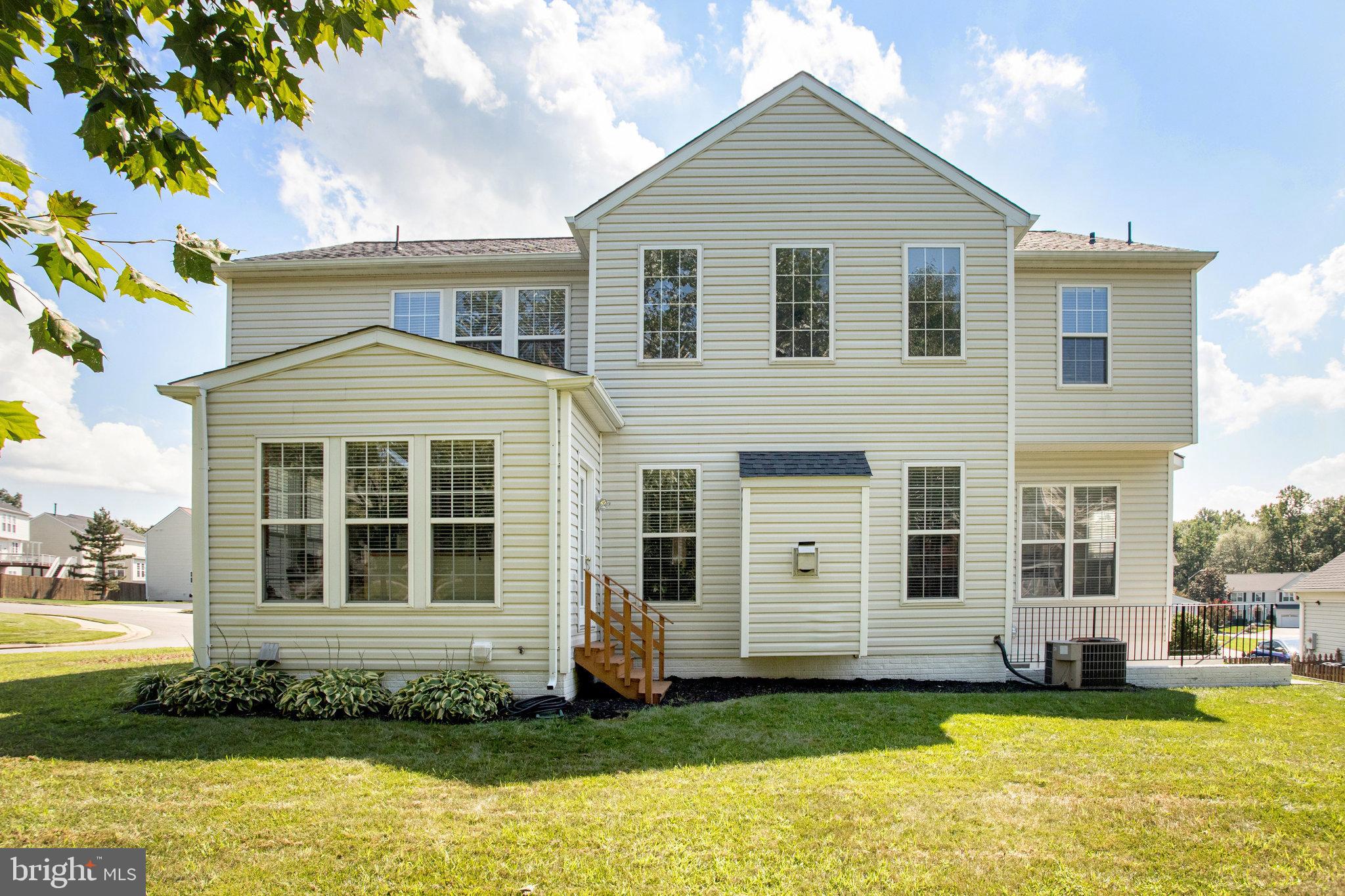 14936 Honey Locust Ct