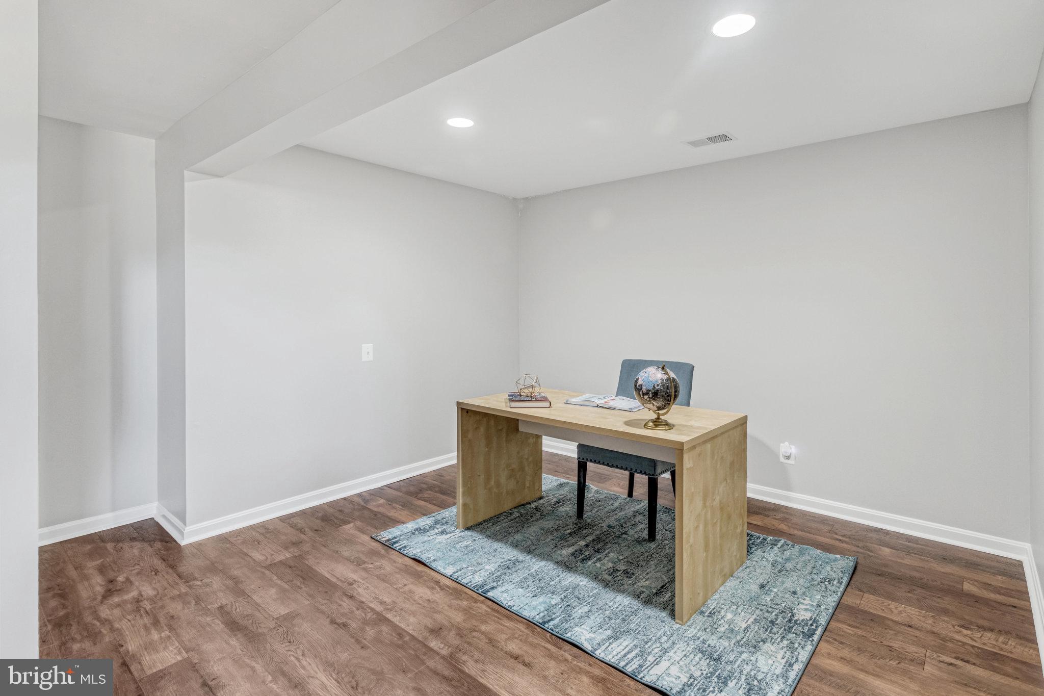 14936 Honey Locust Ct