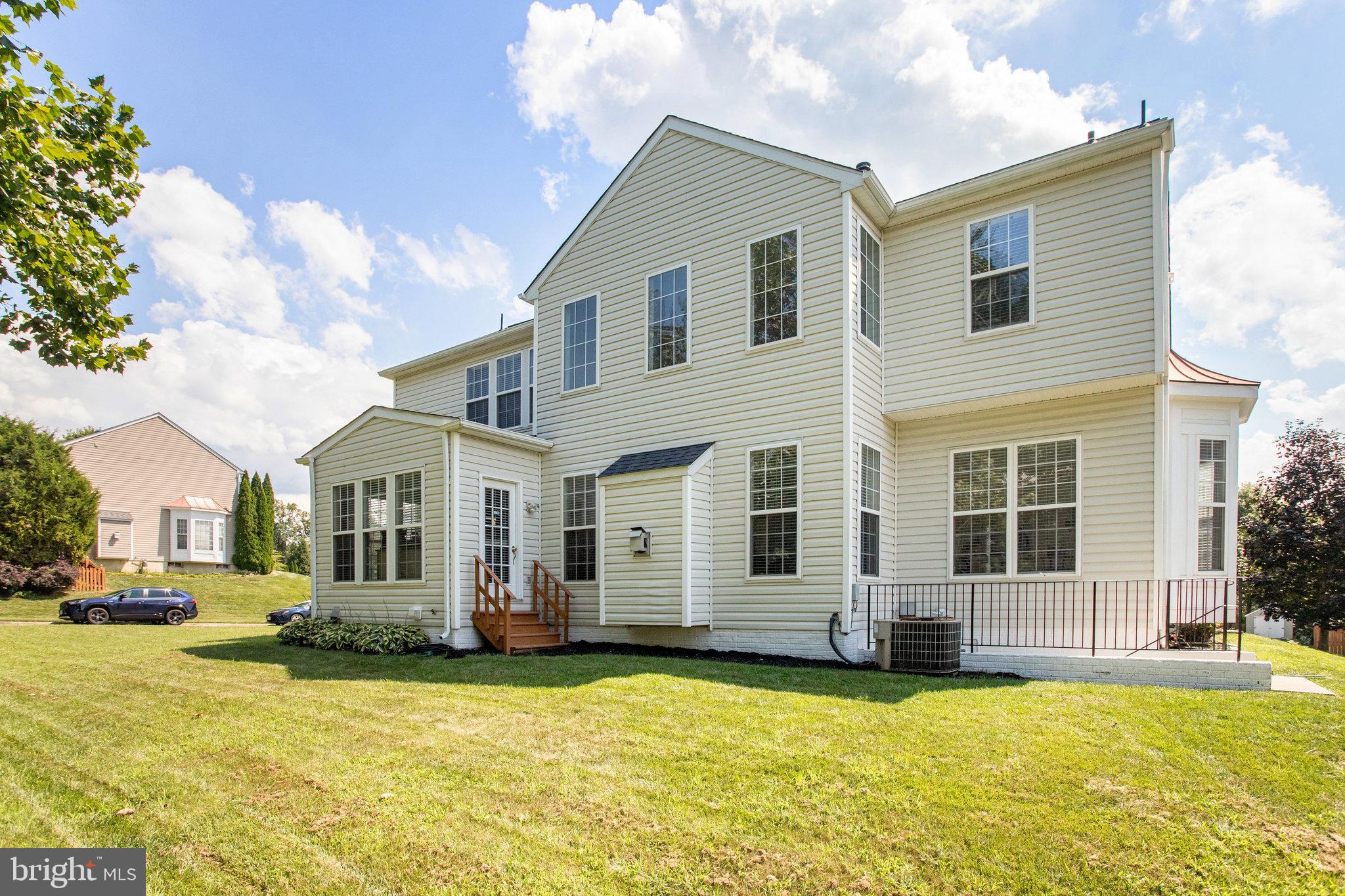 14936 Honey Locust Ct