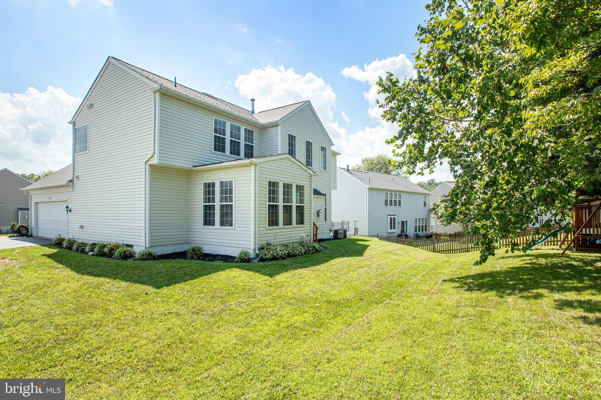 14936 Honey Locust Ct