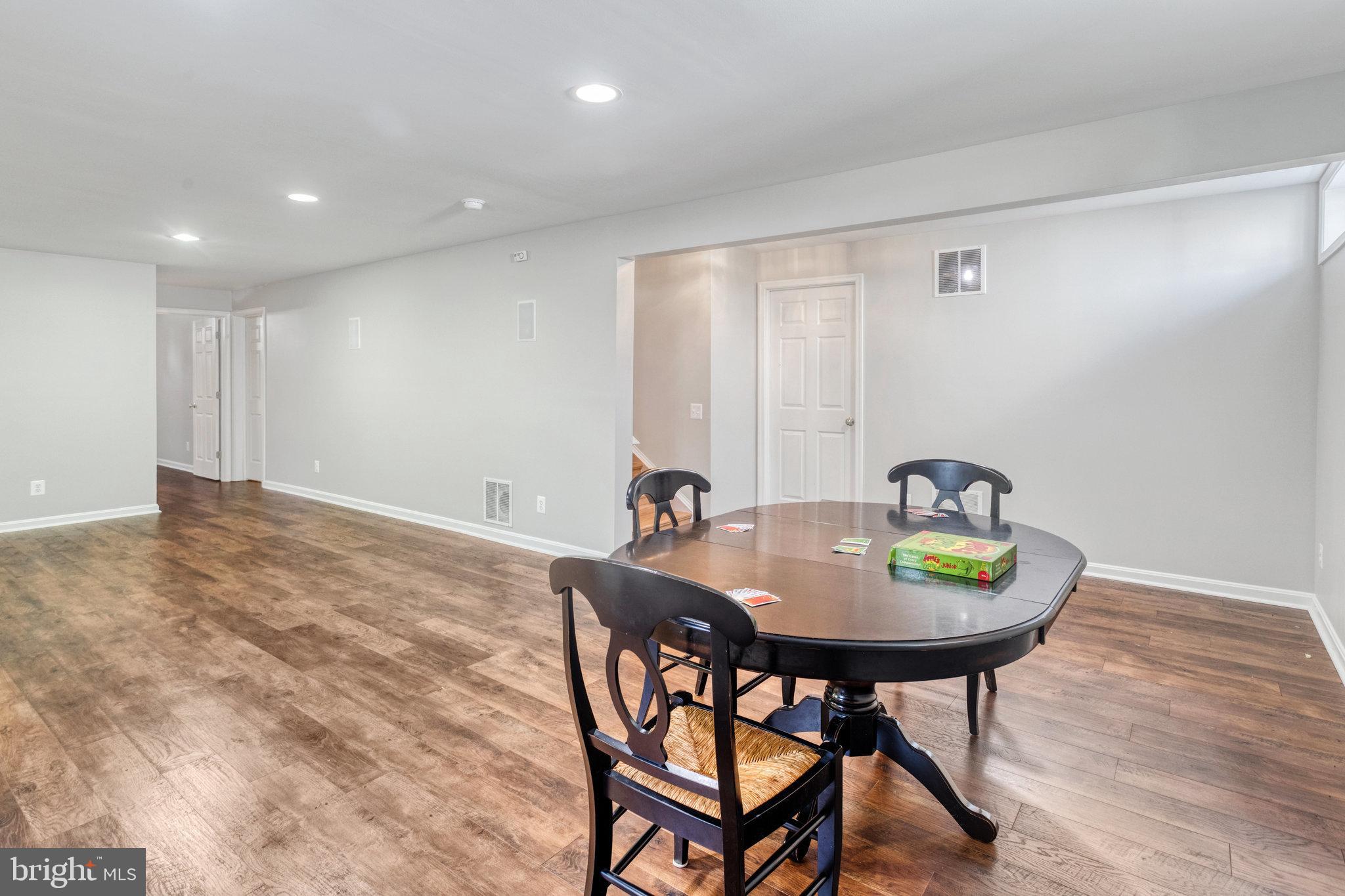 14936 Honey Locust Ct