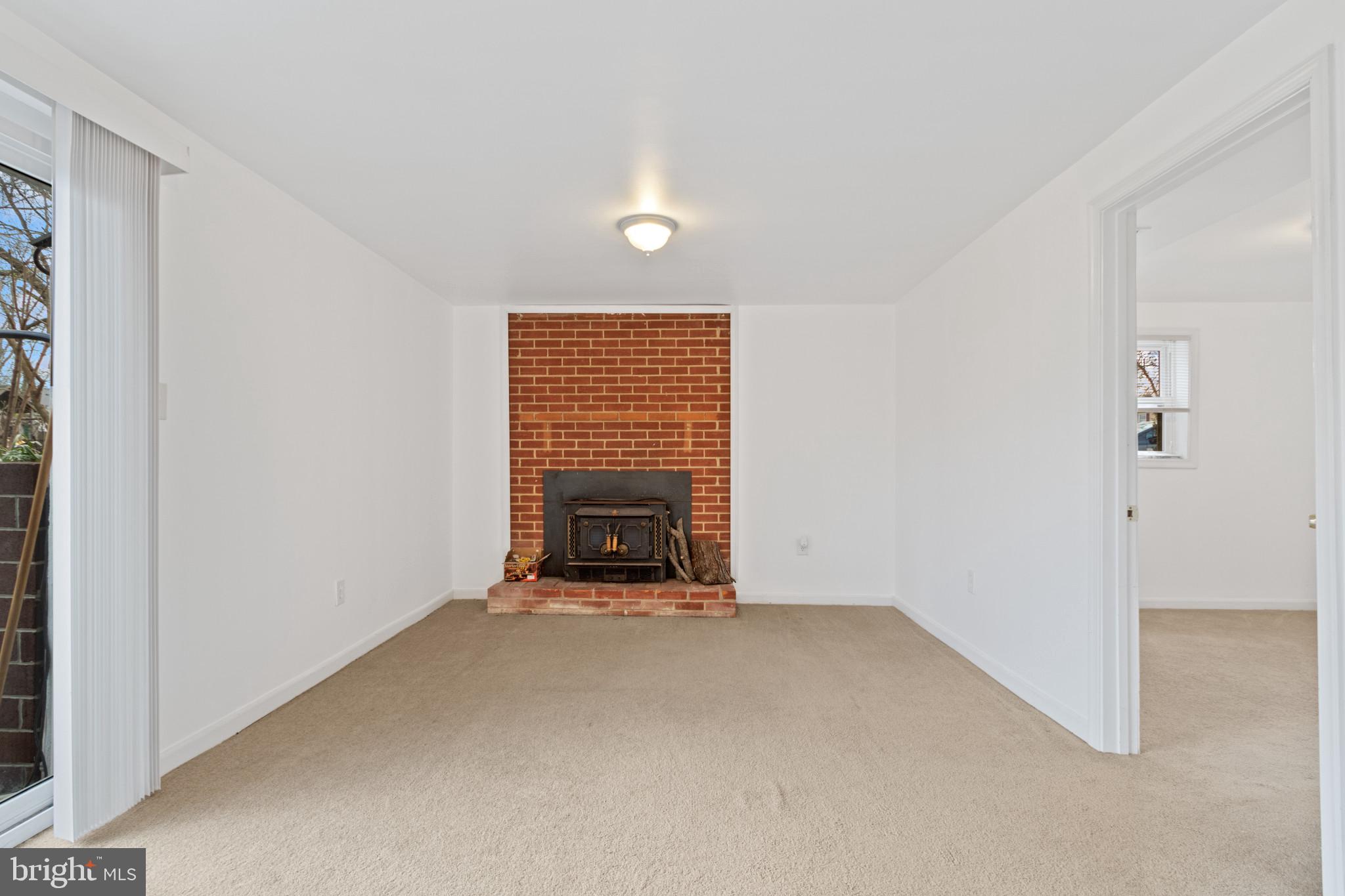 9936 Portsmouth Rd
