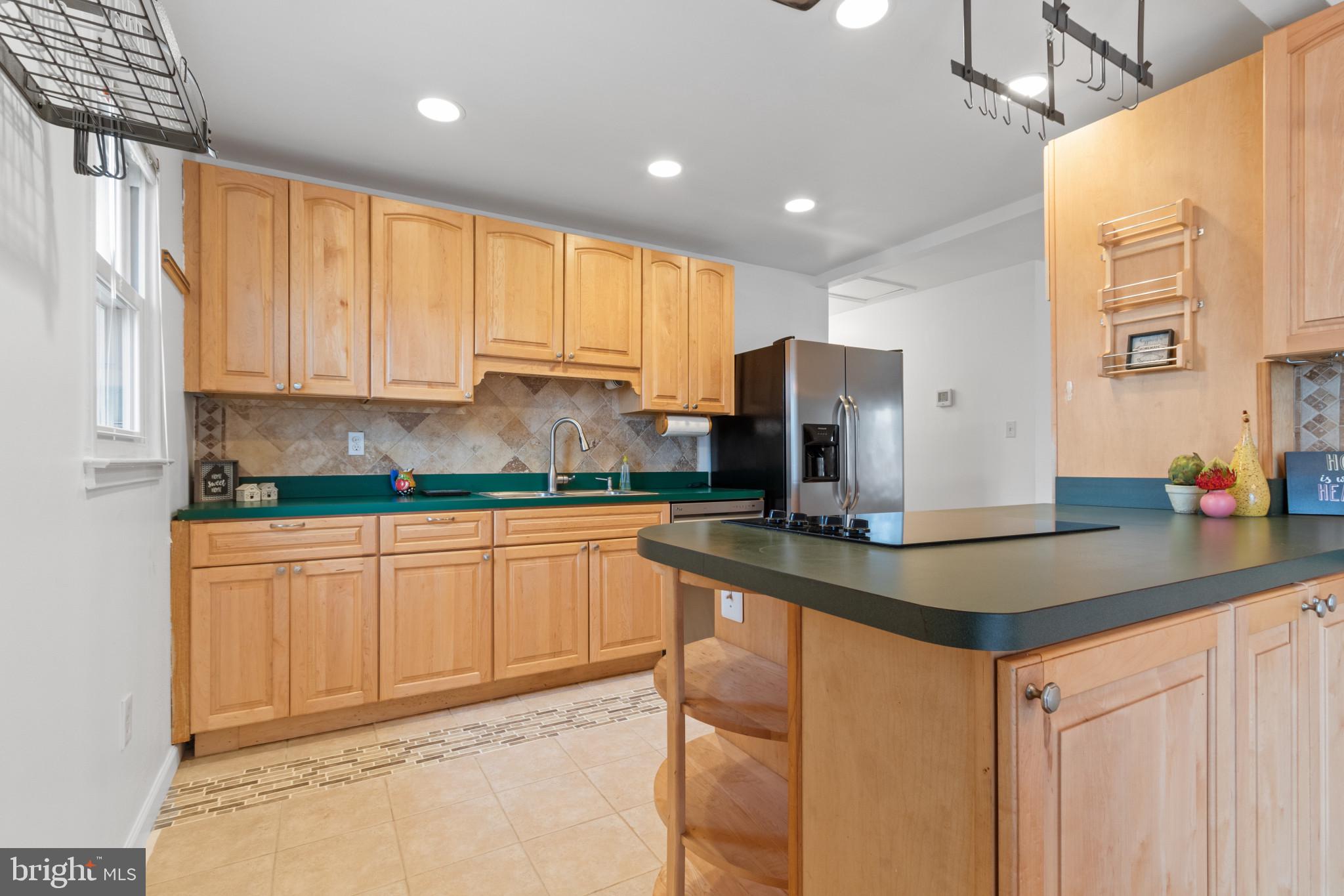9936 Portsmouth Rd