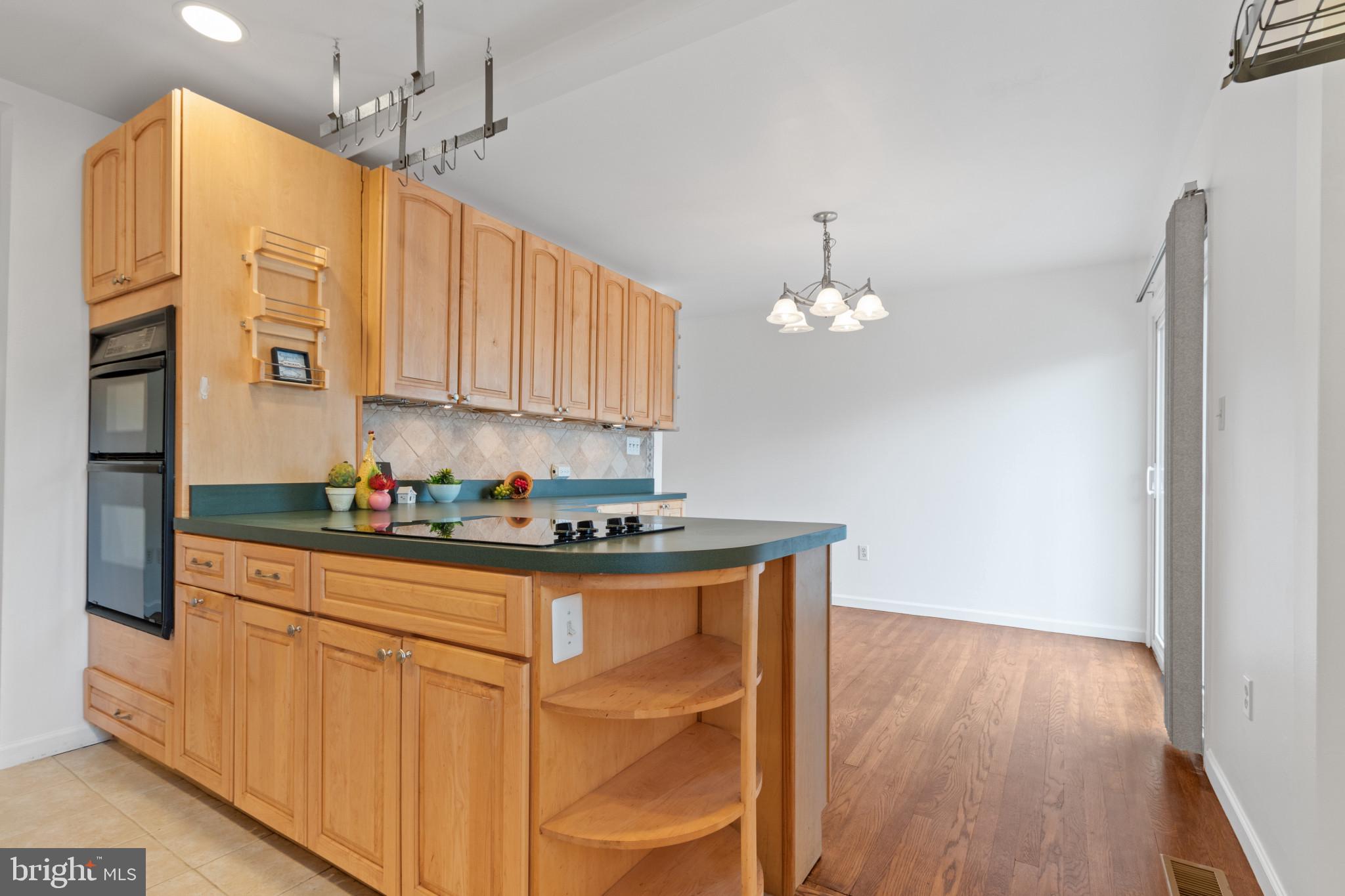 9936 Portsmouth Rd