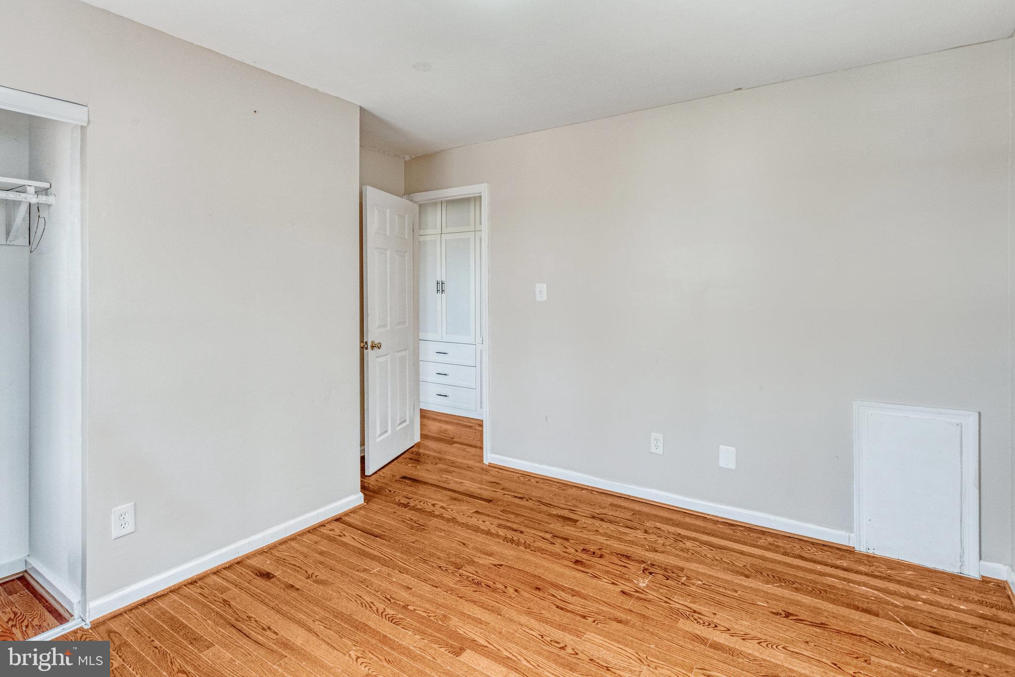 2900 Williamsburg Ct