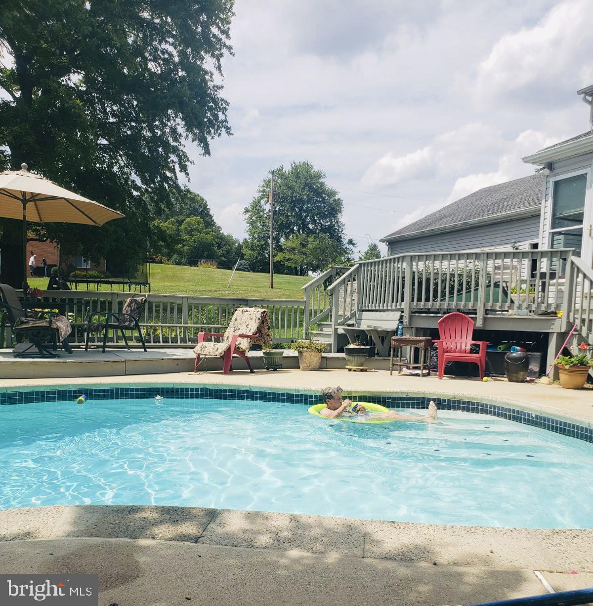7901 Carrie Ln