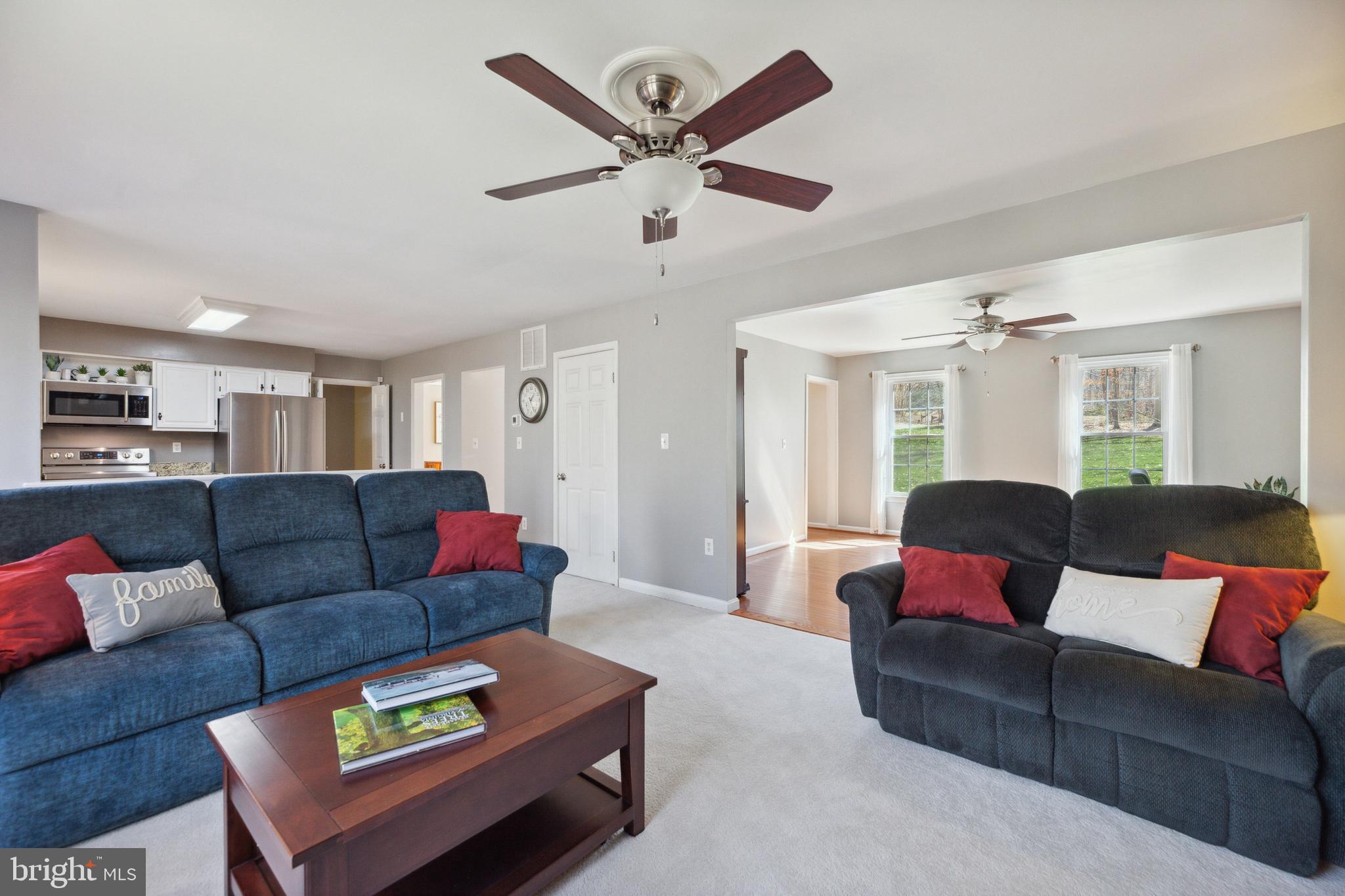 5372 Cleburne Ln