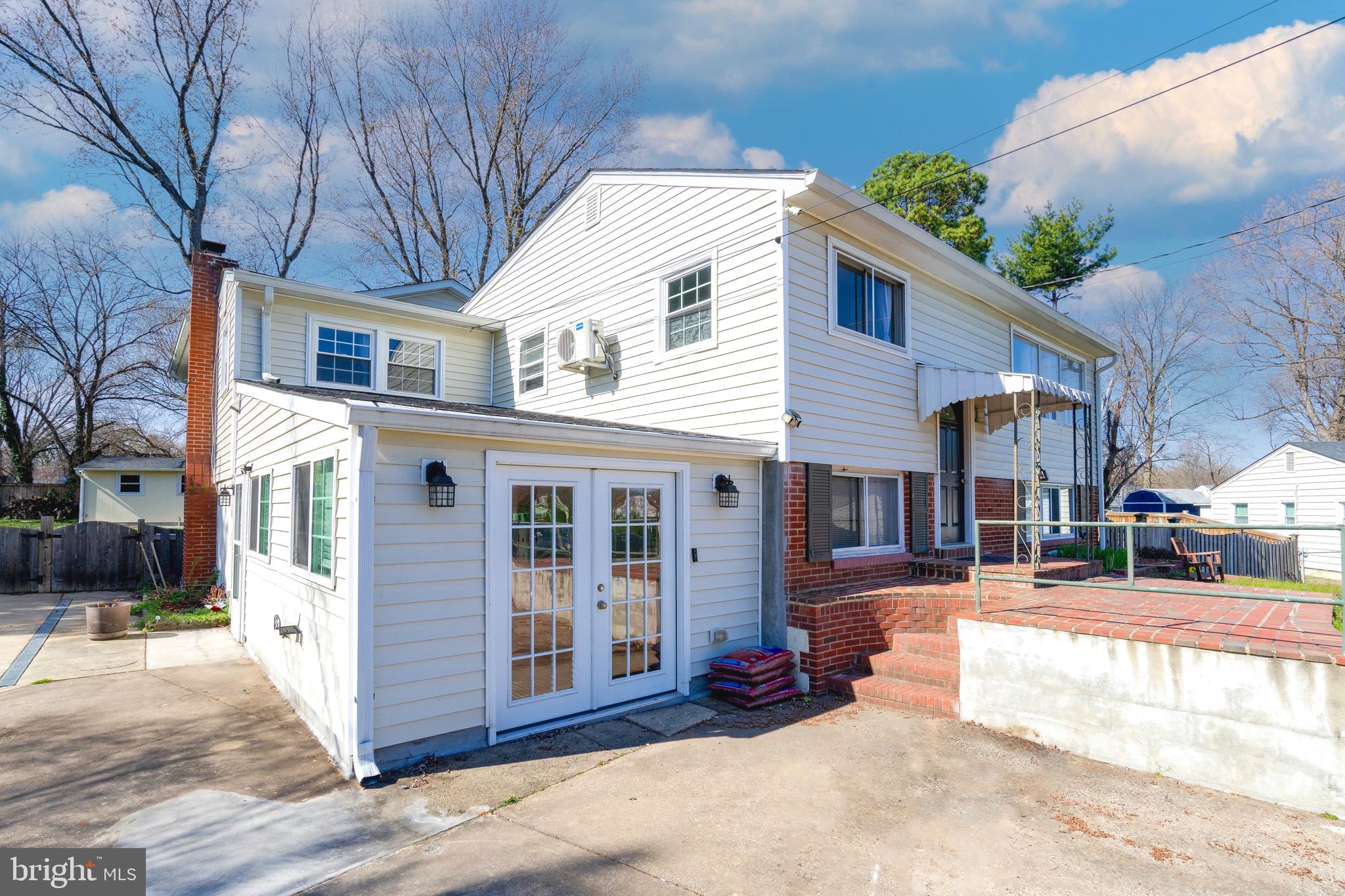1206 Riggs Ct