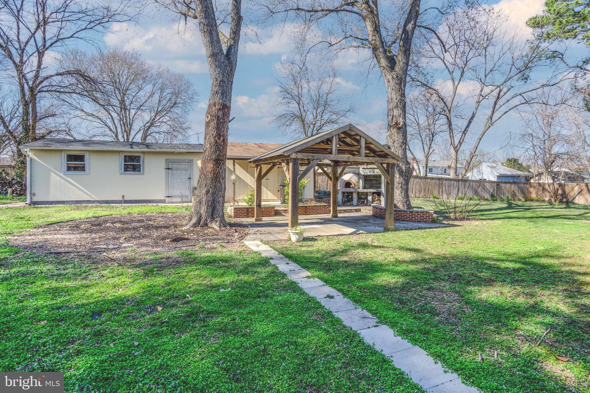 1206 Riggs Ct