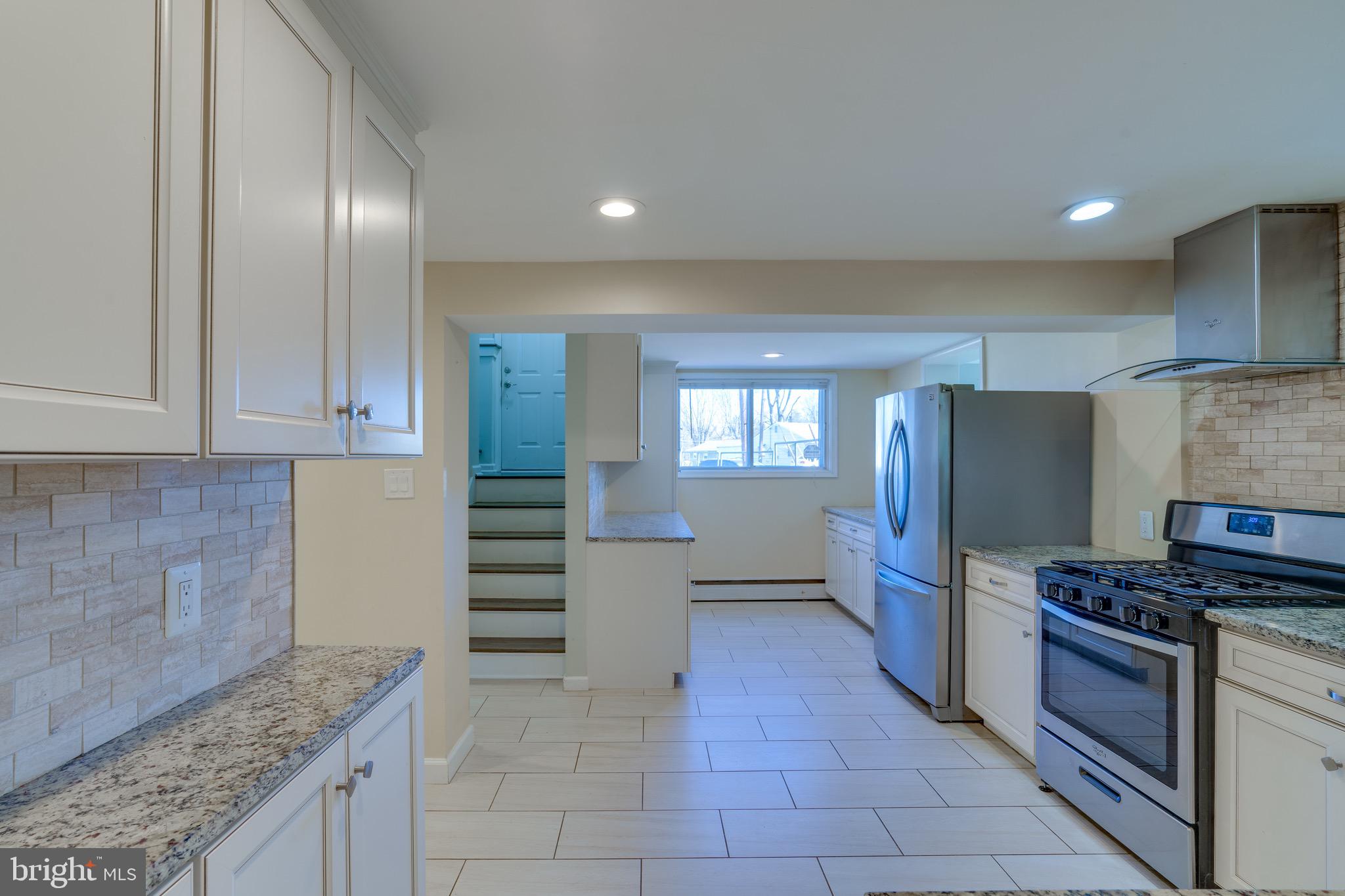 1206 Riggs Ct