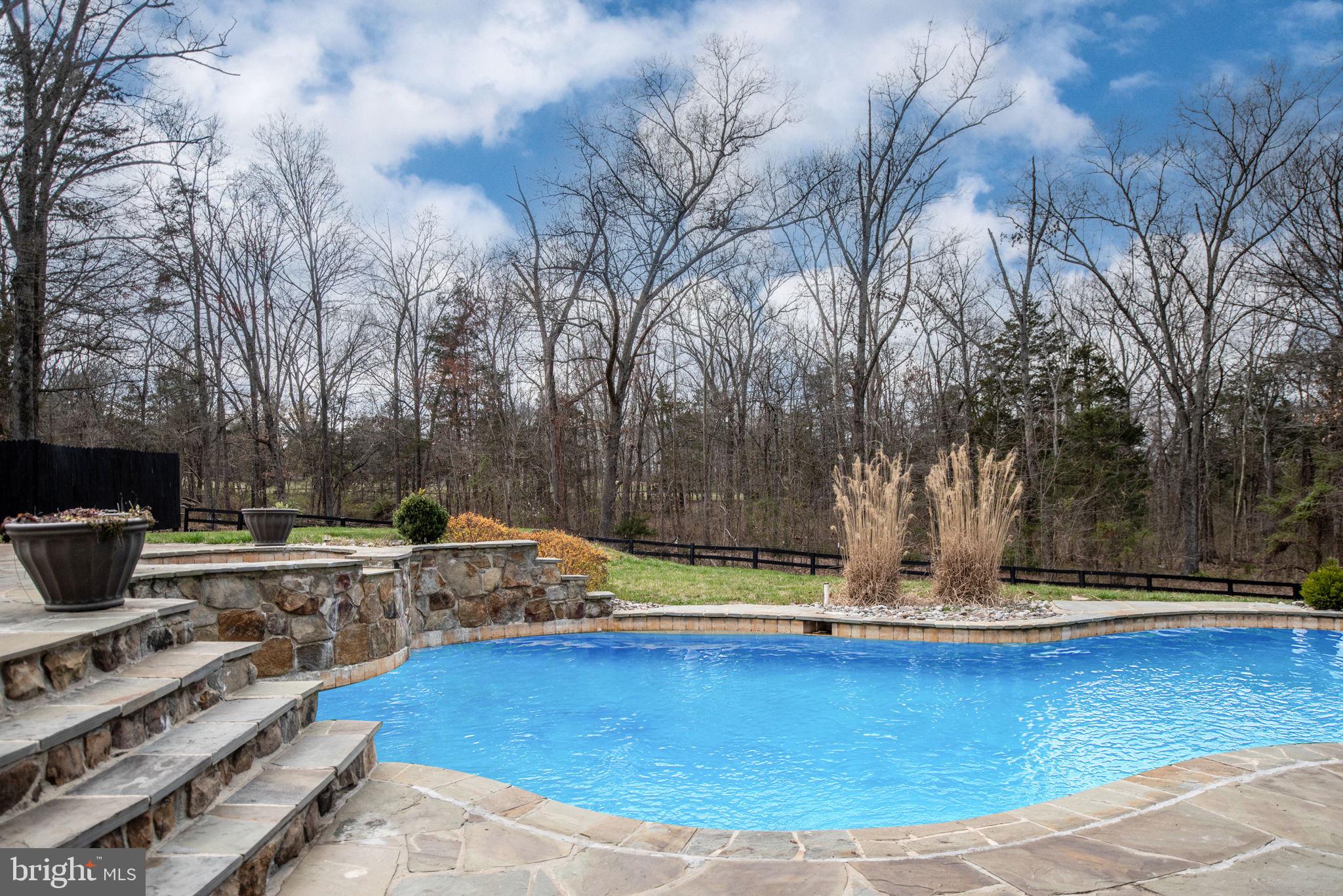 9200 MacKenzie Meadow Ct