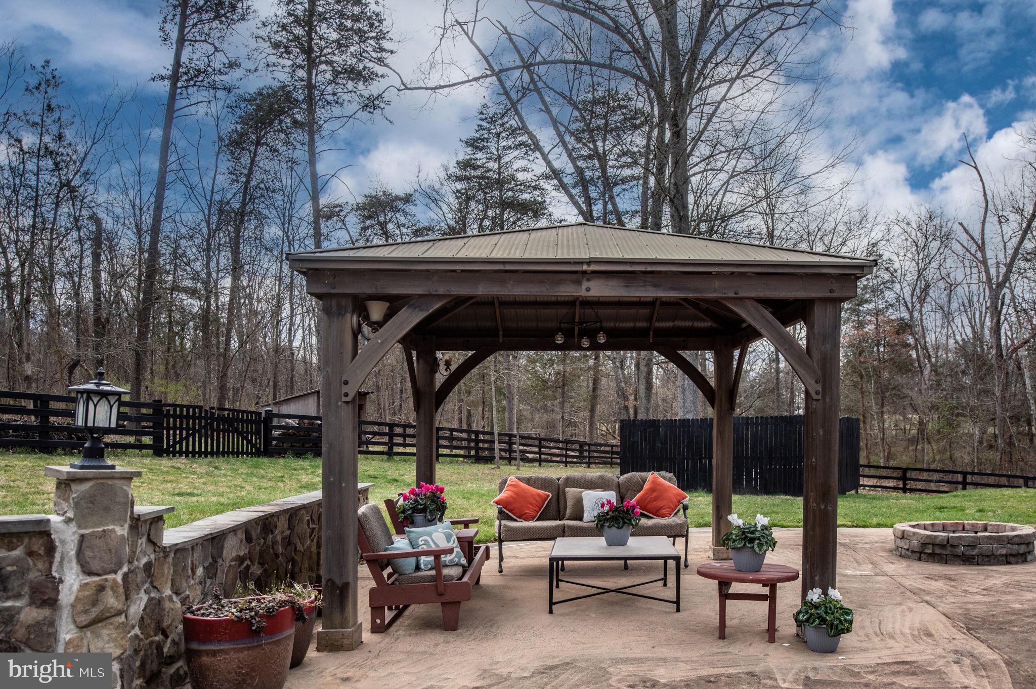 9200 MacKenzie Meadow Ct
