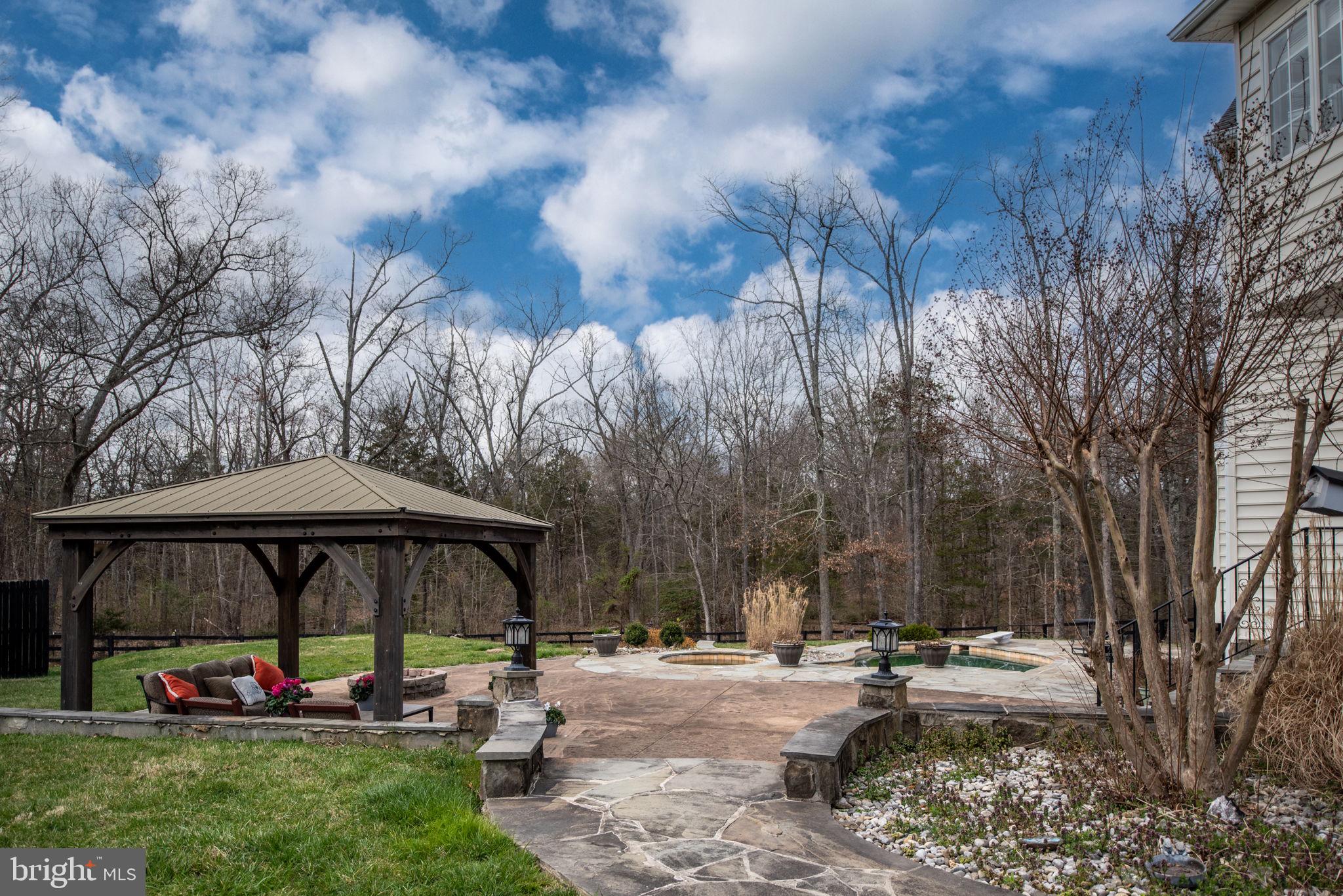 9200 MacKenzie Meadow Ct