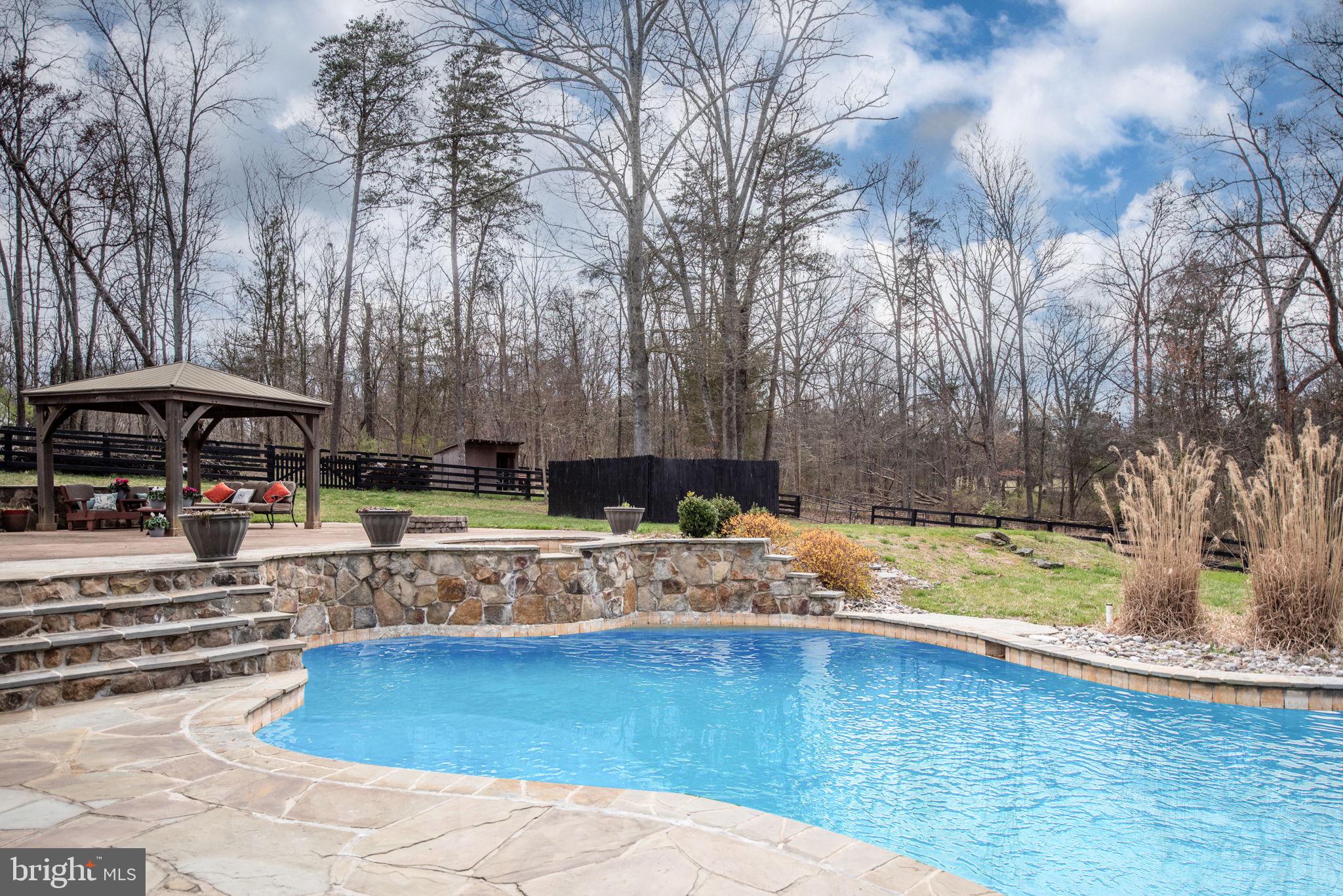 9200 MacKenzie Meadow Ct