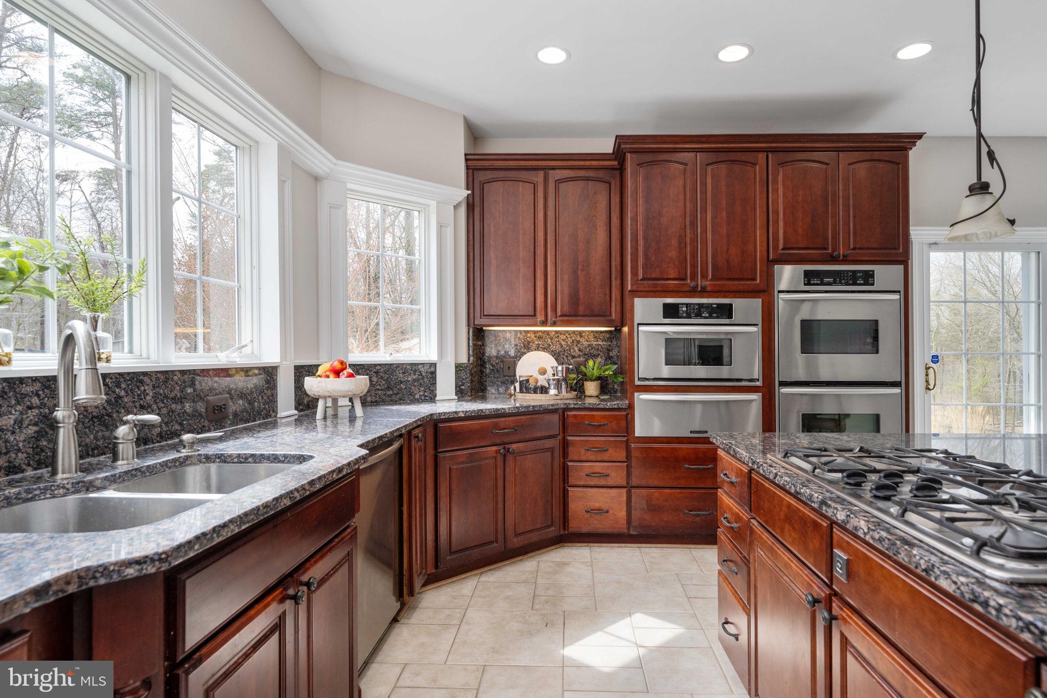 9200 MacKenzie Meadow Ct