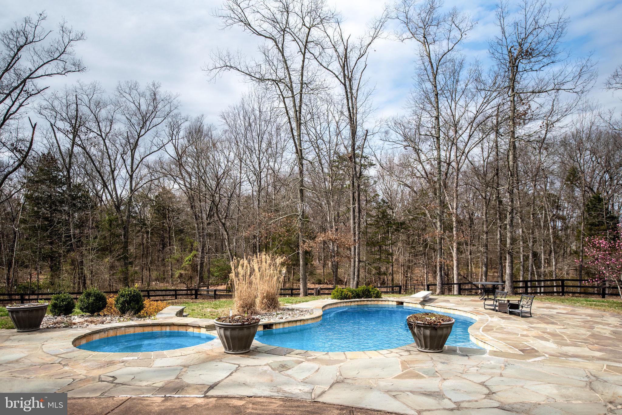 9200 MacKenzie Meadow Ct
