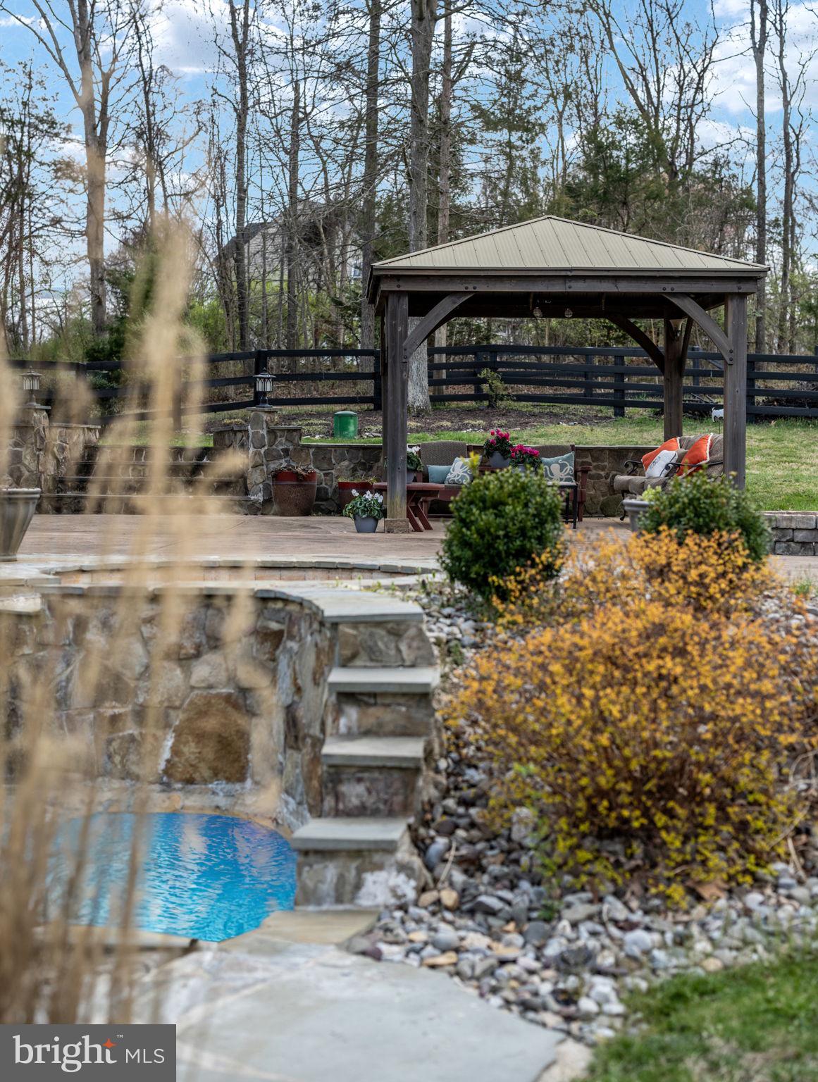 9200 MacKenzie Meadow Ct