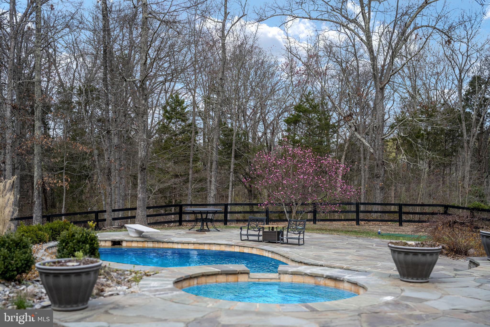 9200 MacKenzie Meadow Ct