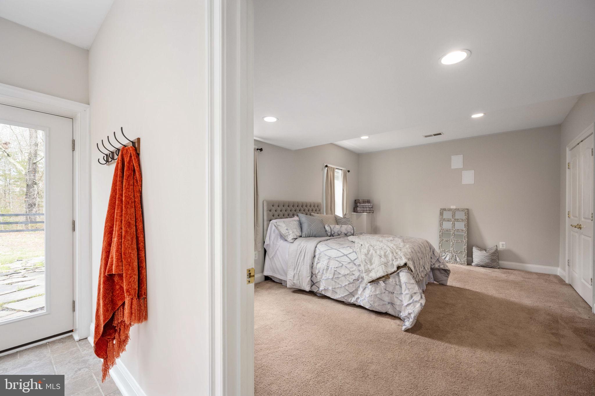 9200 MacKenzie Meadow Ct