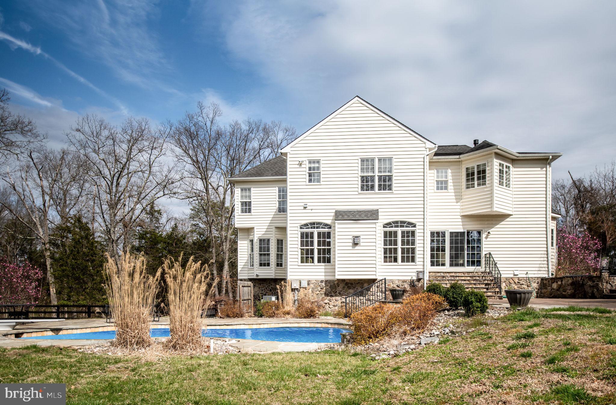 9200 MacKenzie Meadow Ct
