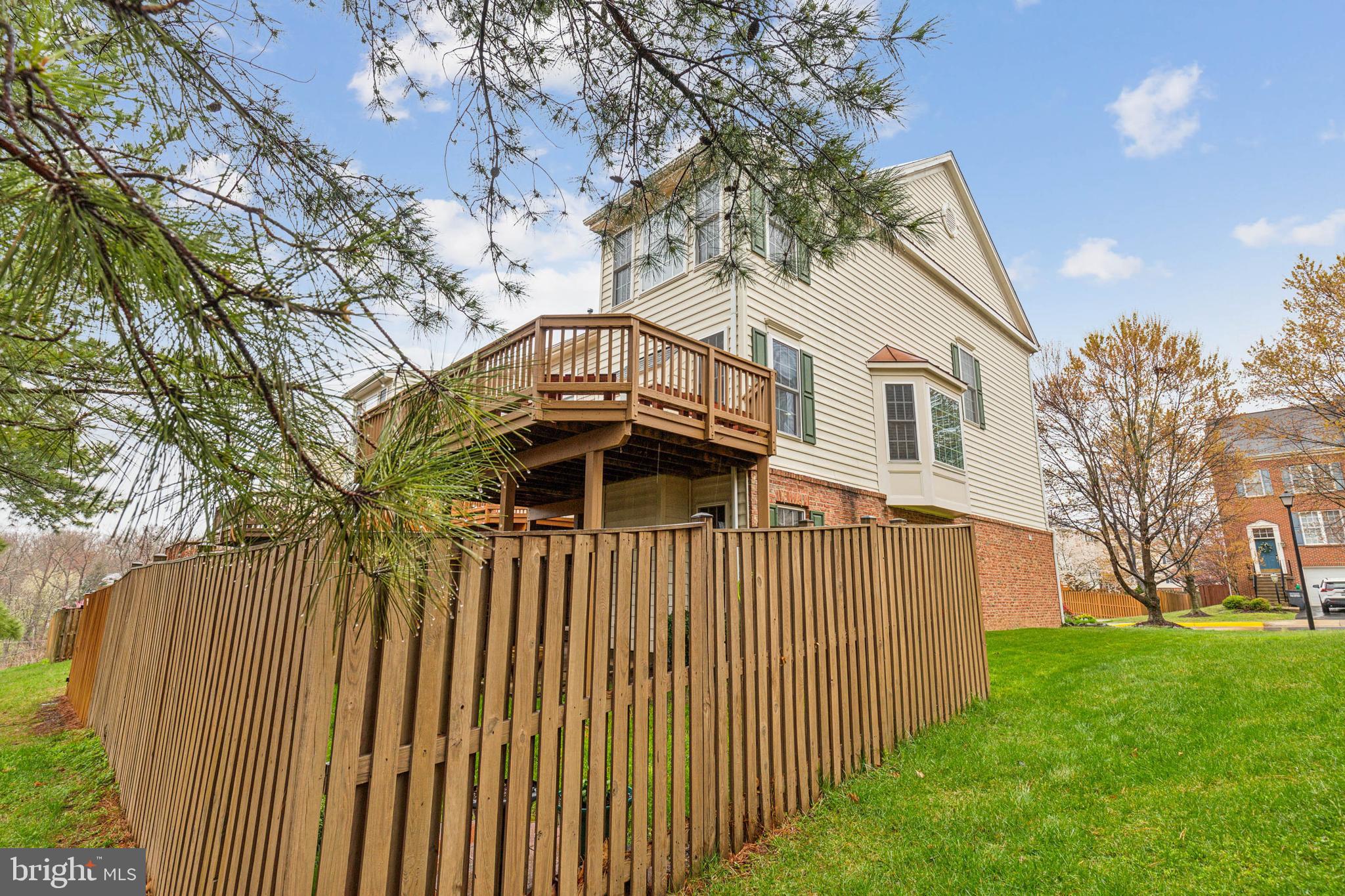 9808 Cheshire Ridge Cir