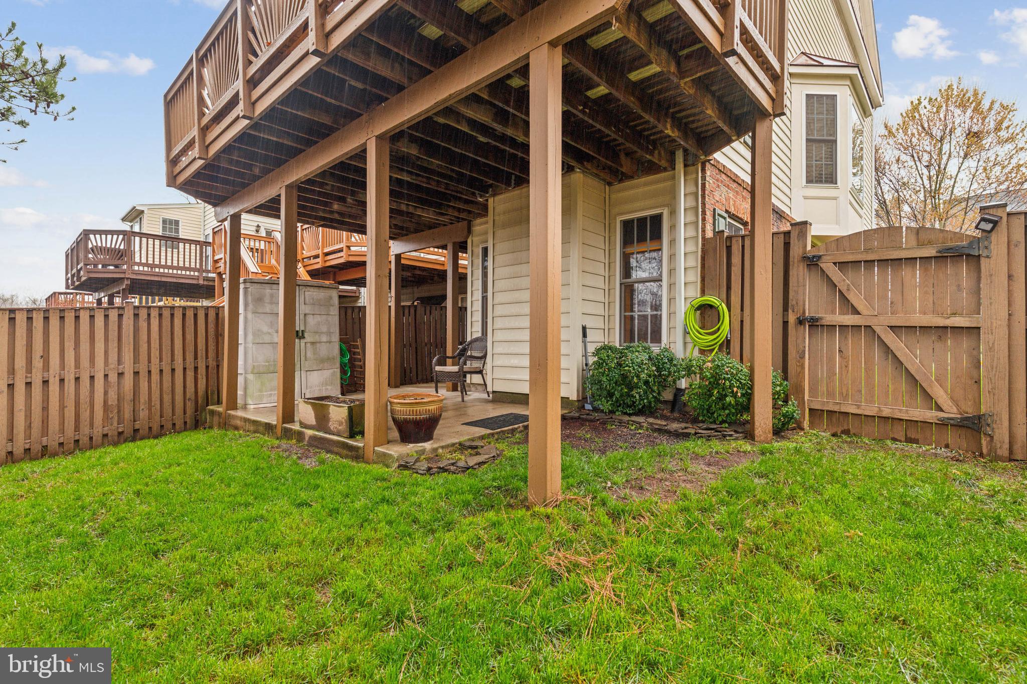 9808 Cheshire Ridge Cir