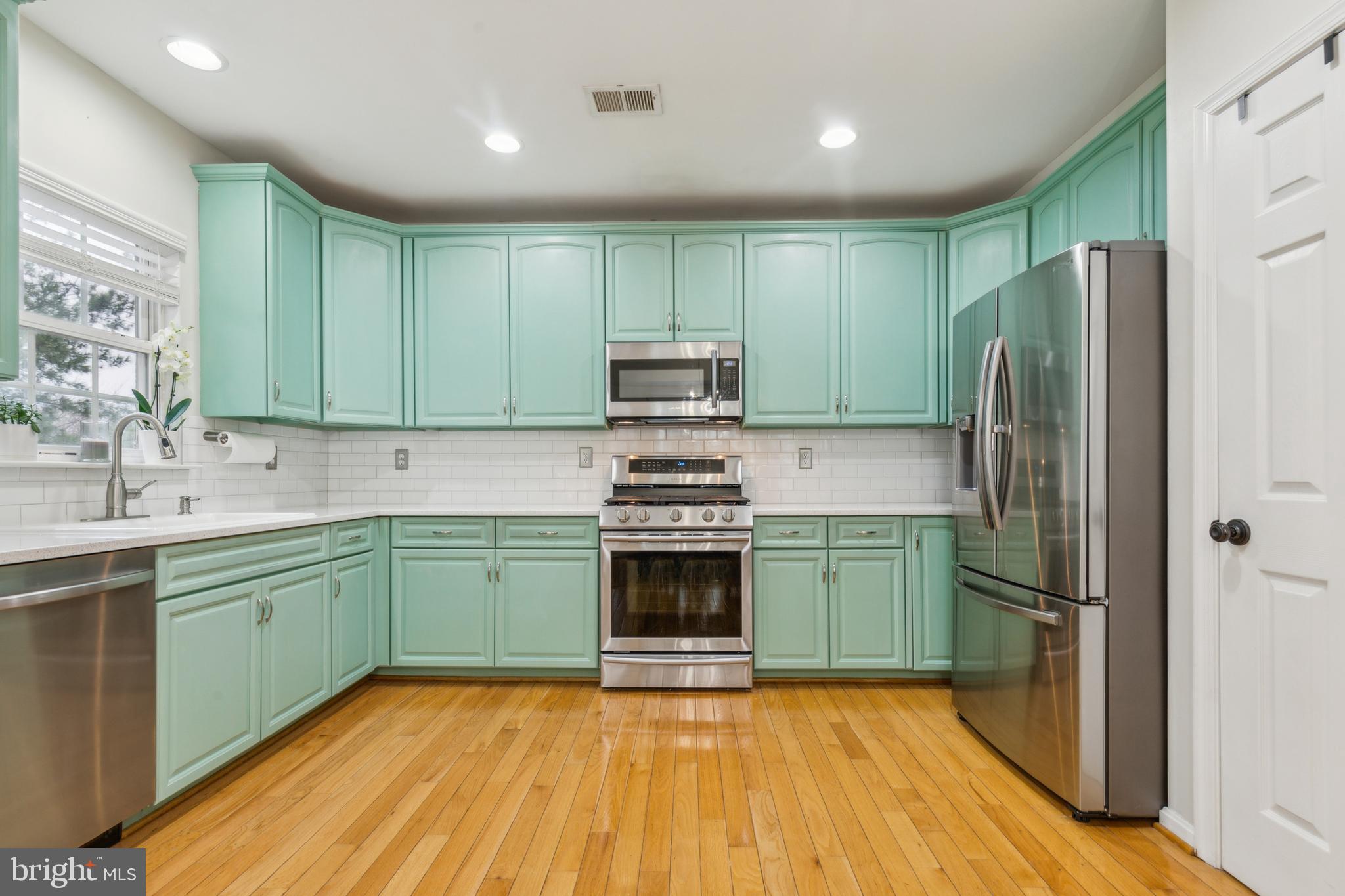 9808 Cheshire Ridge Cir