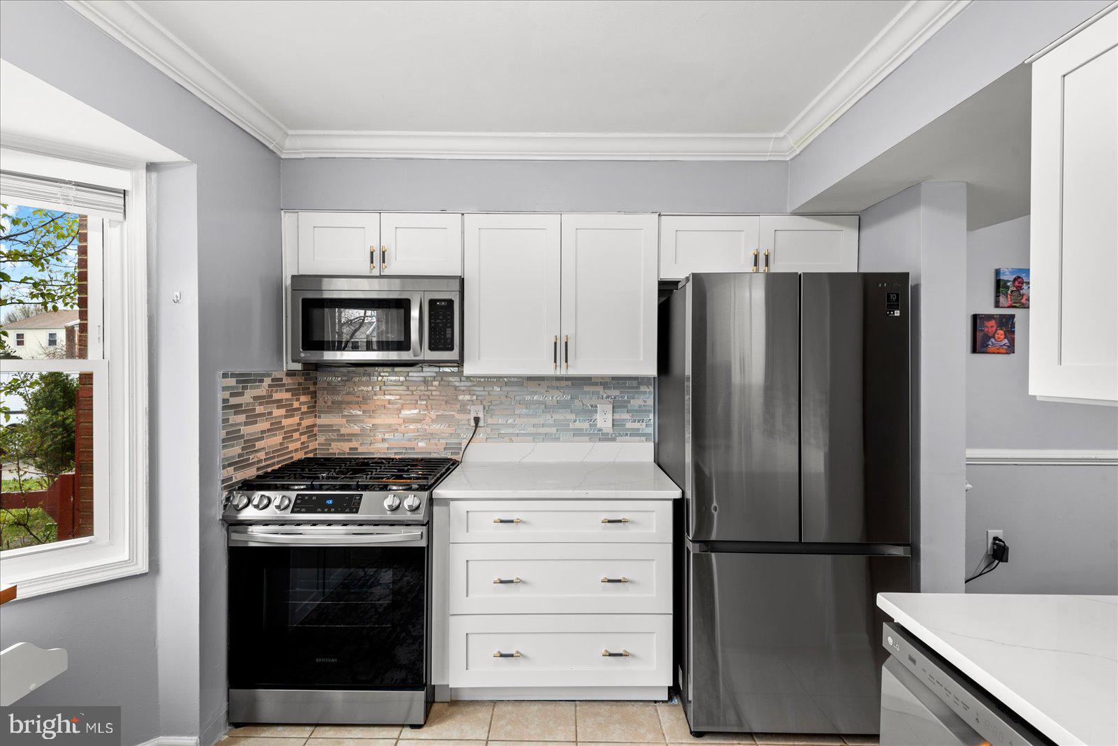 8186 Community Dr