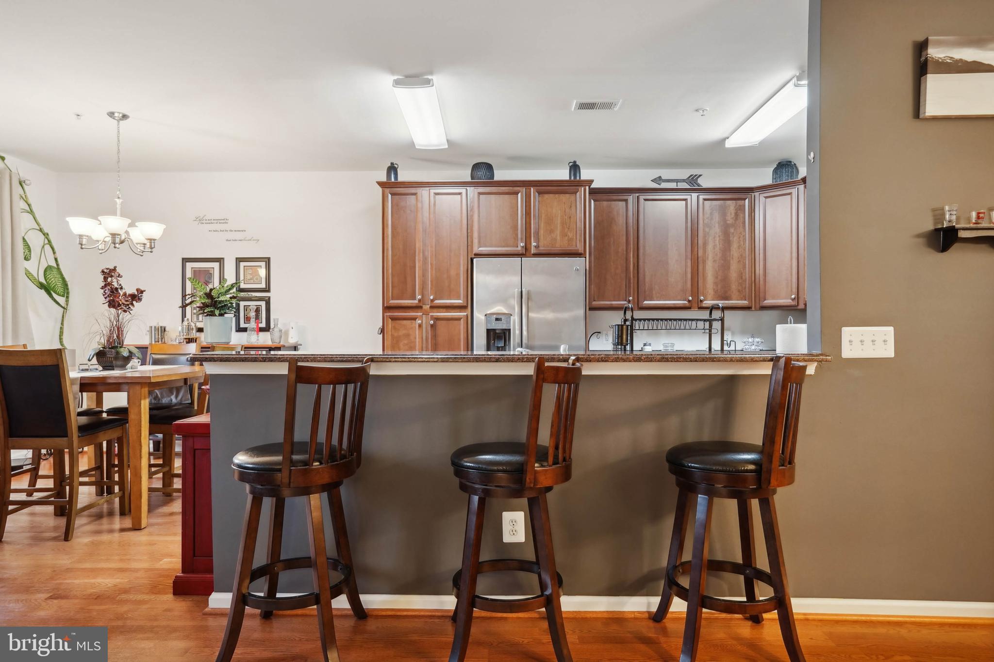 16842 Nuttal Oak Pl #17
