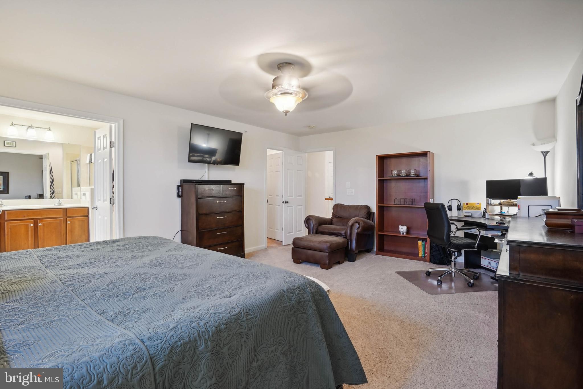 16842 Nuttal Oak Pl #17