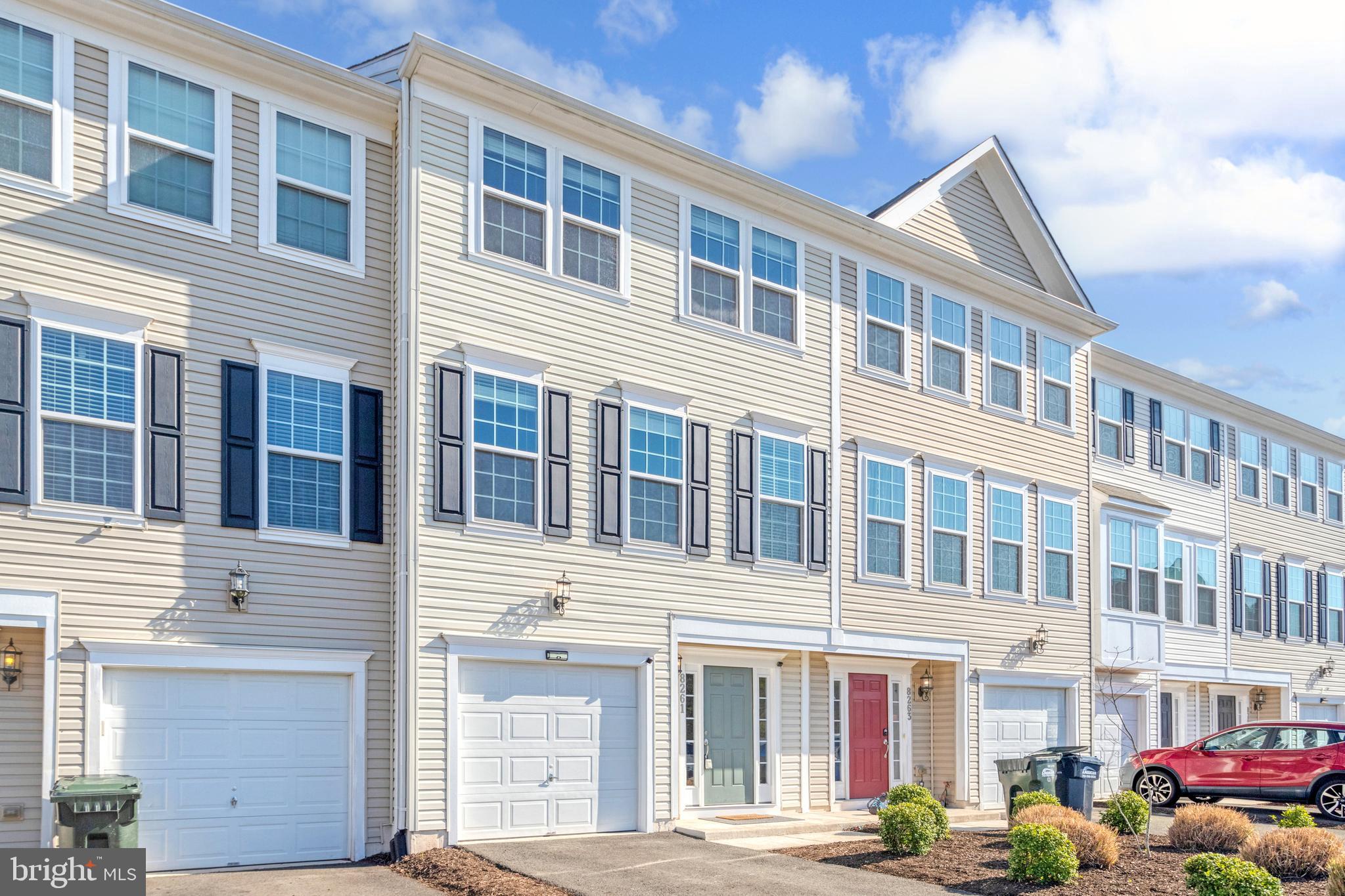 8261 Heritage Crossing Ct