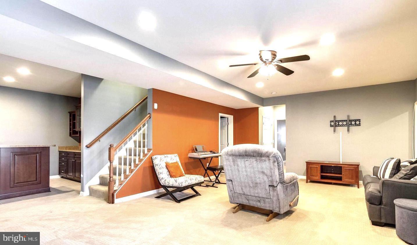 6012 Fox Haven Ct