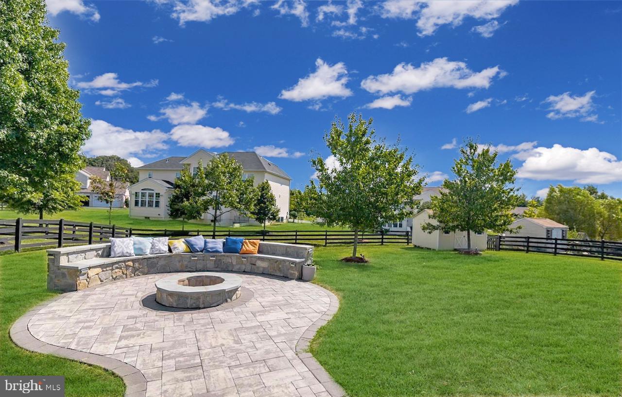 6012 Fox Haven Ct