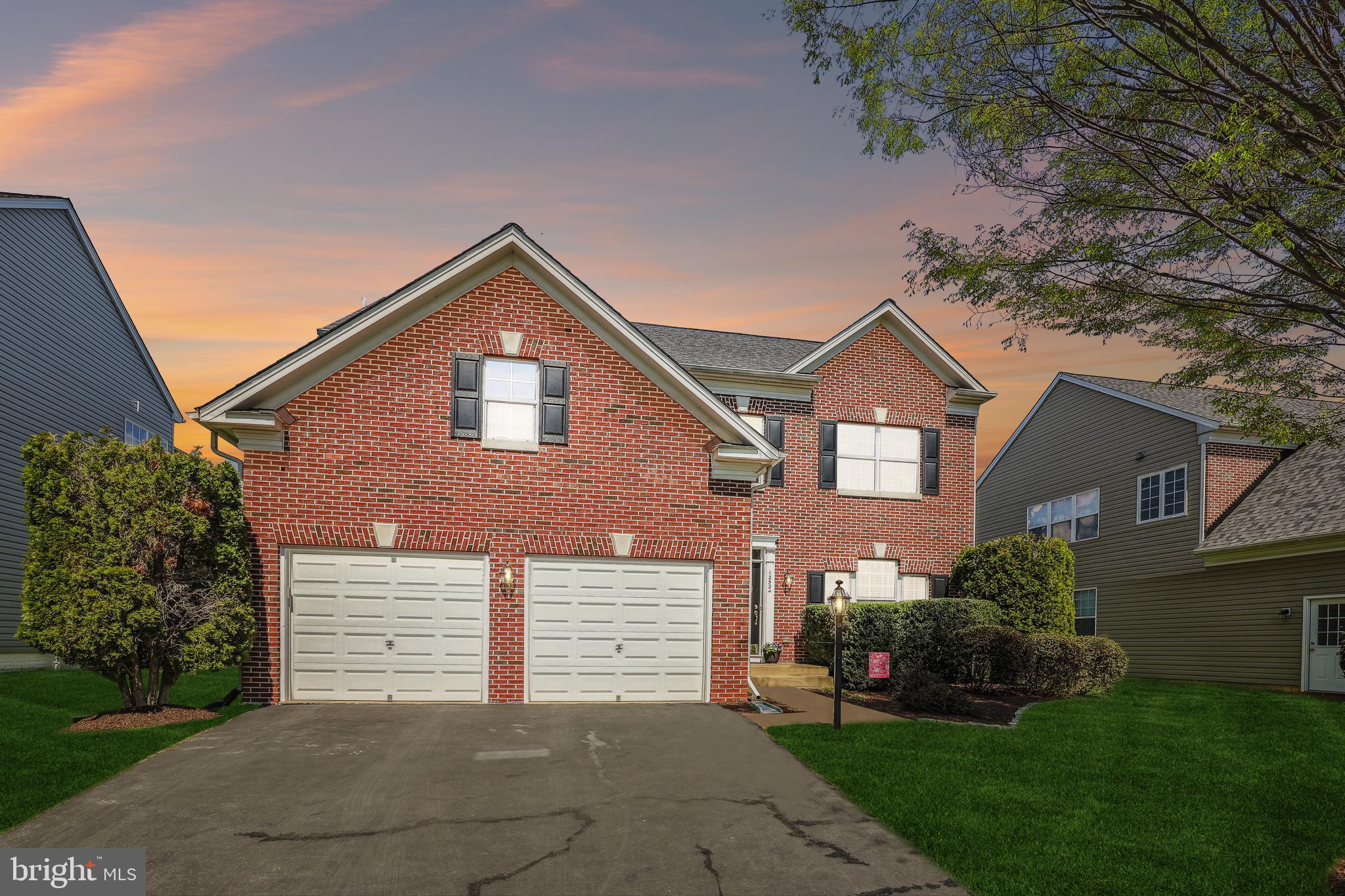 12524 Erroll Ln