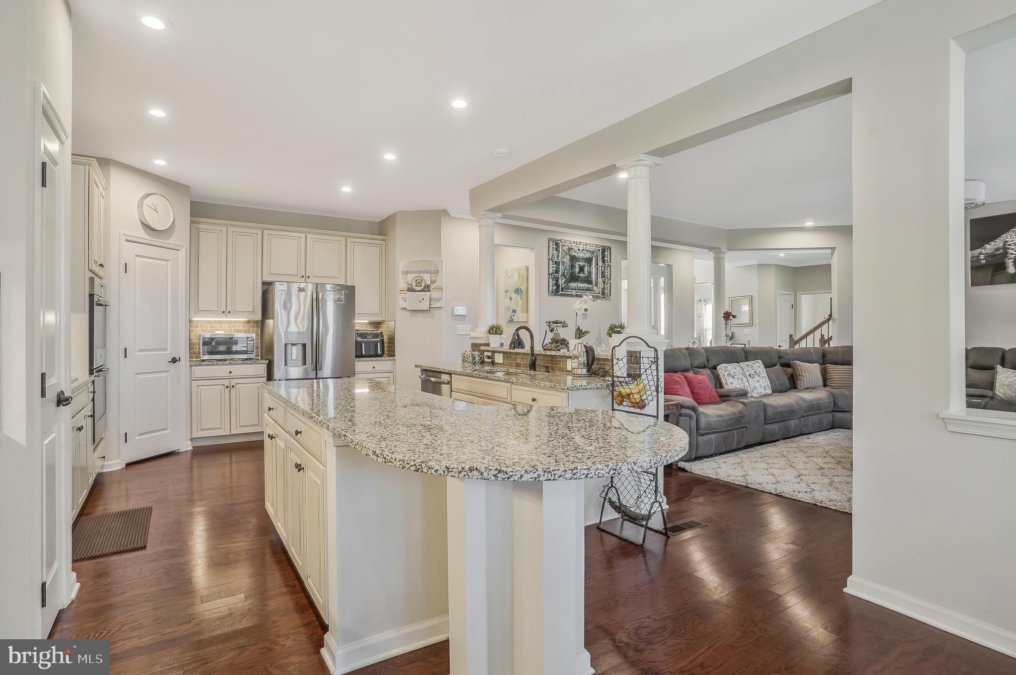 12869 Hoadly Manor Dr
