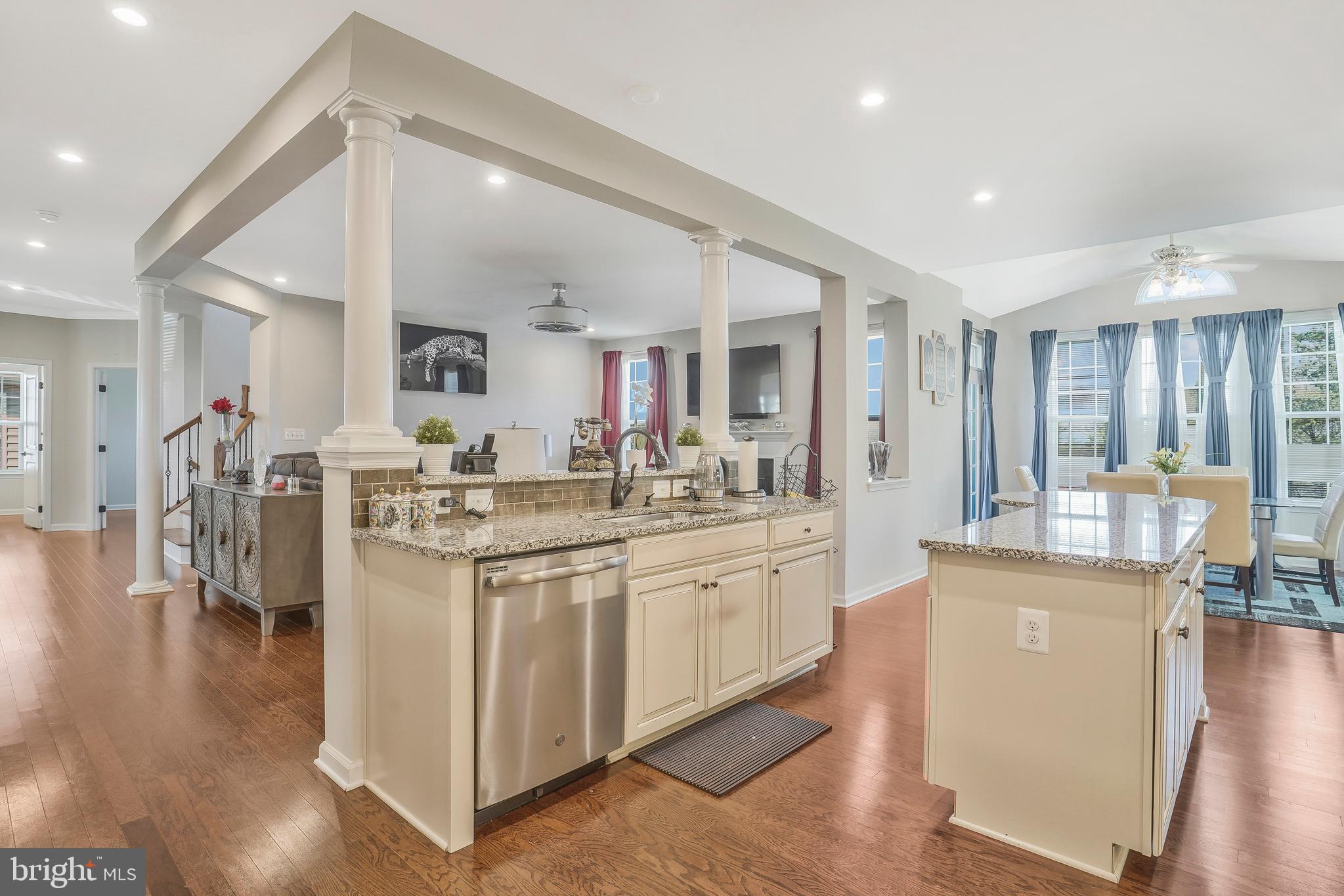12869 Hoadly Manor Dr