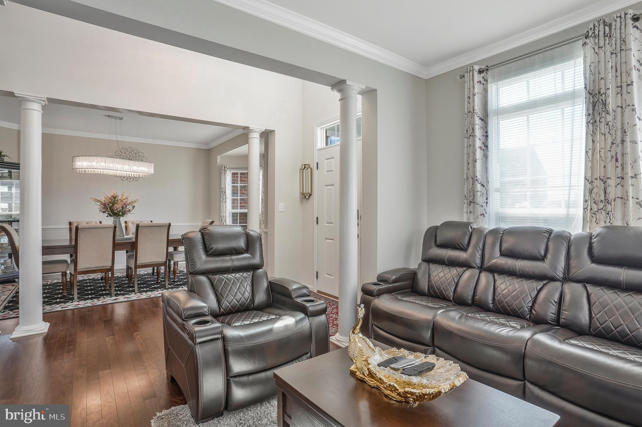 12869 Hoadly Manor Dr