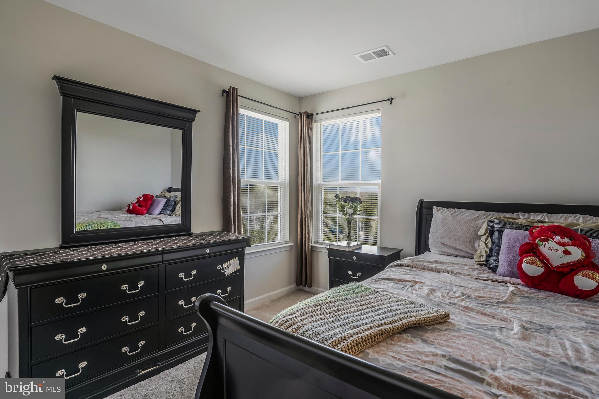 12869 Hoadly Manor Dr