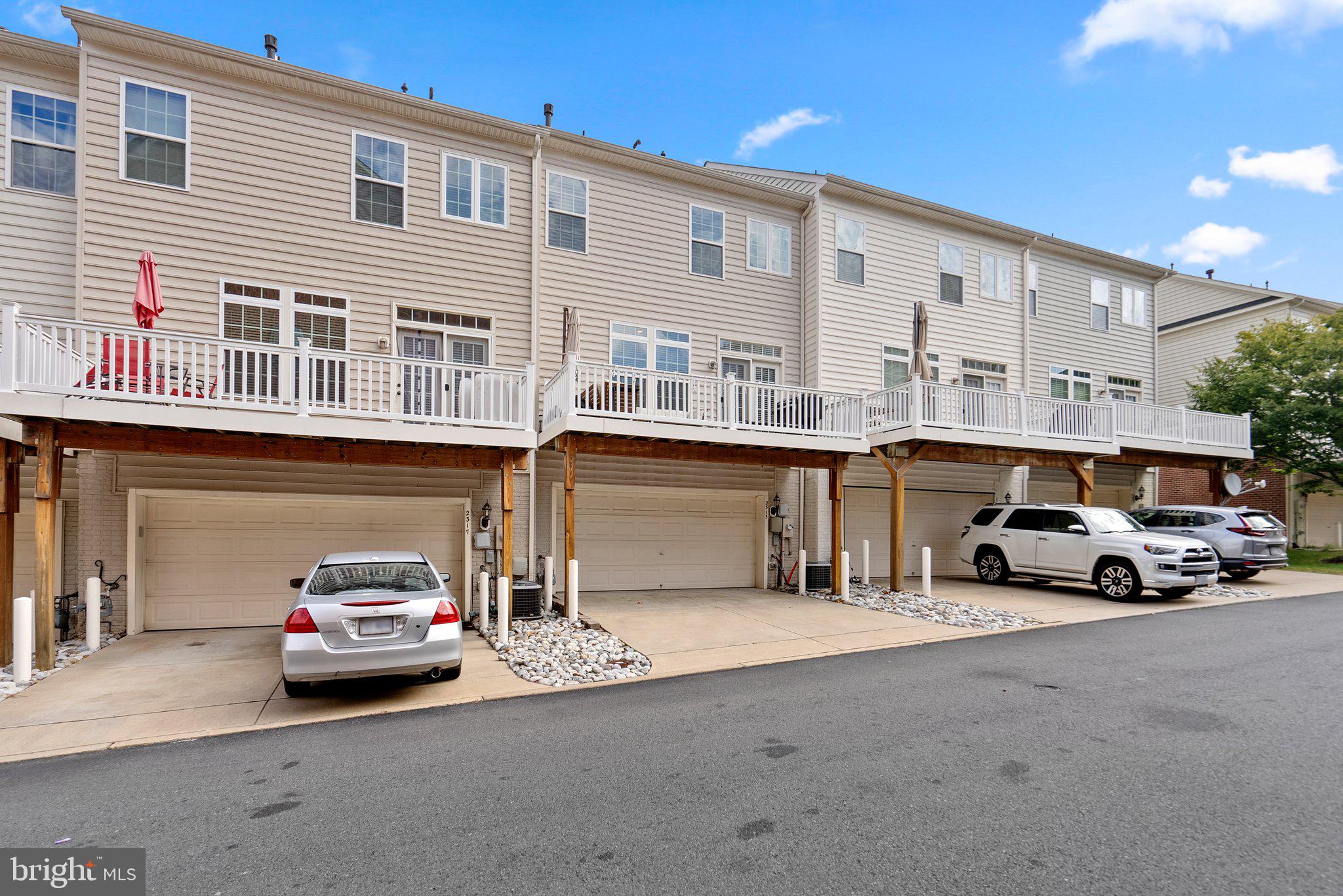 2313 Merseyside Dr