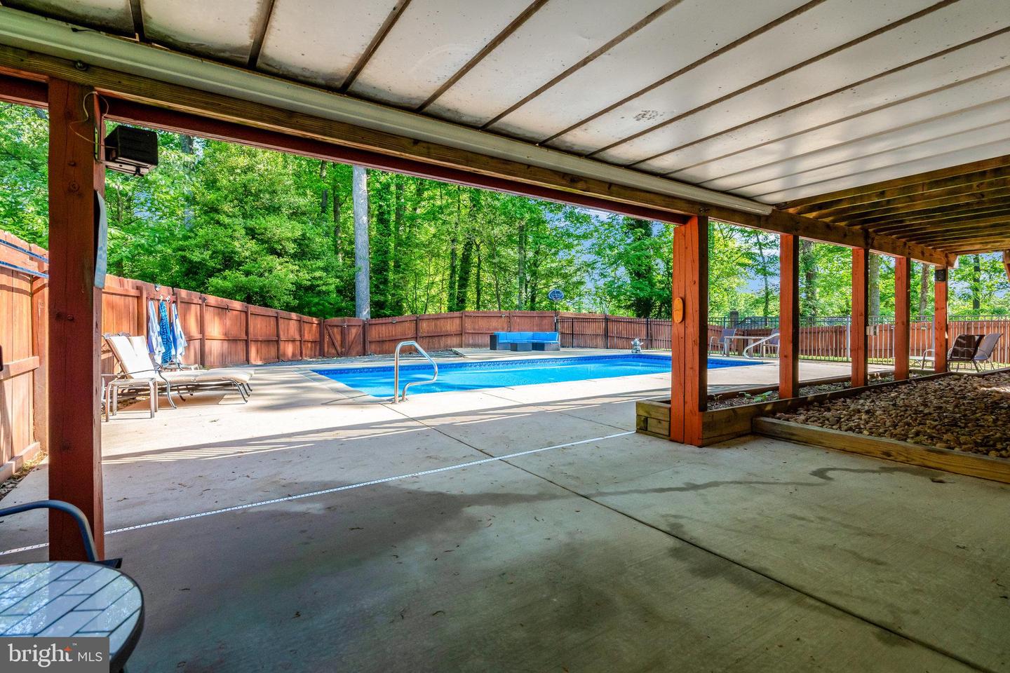 16000 Normandy Ct