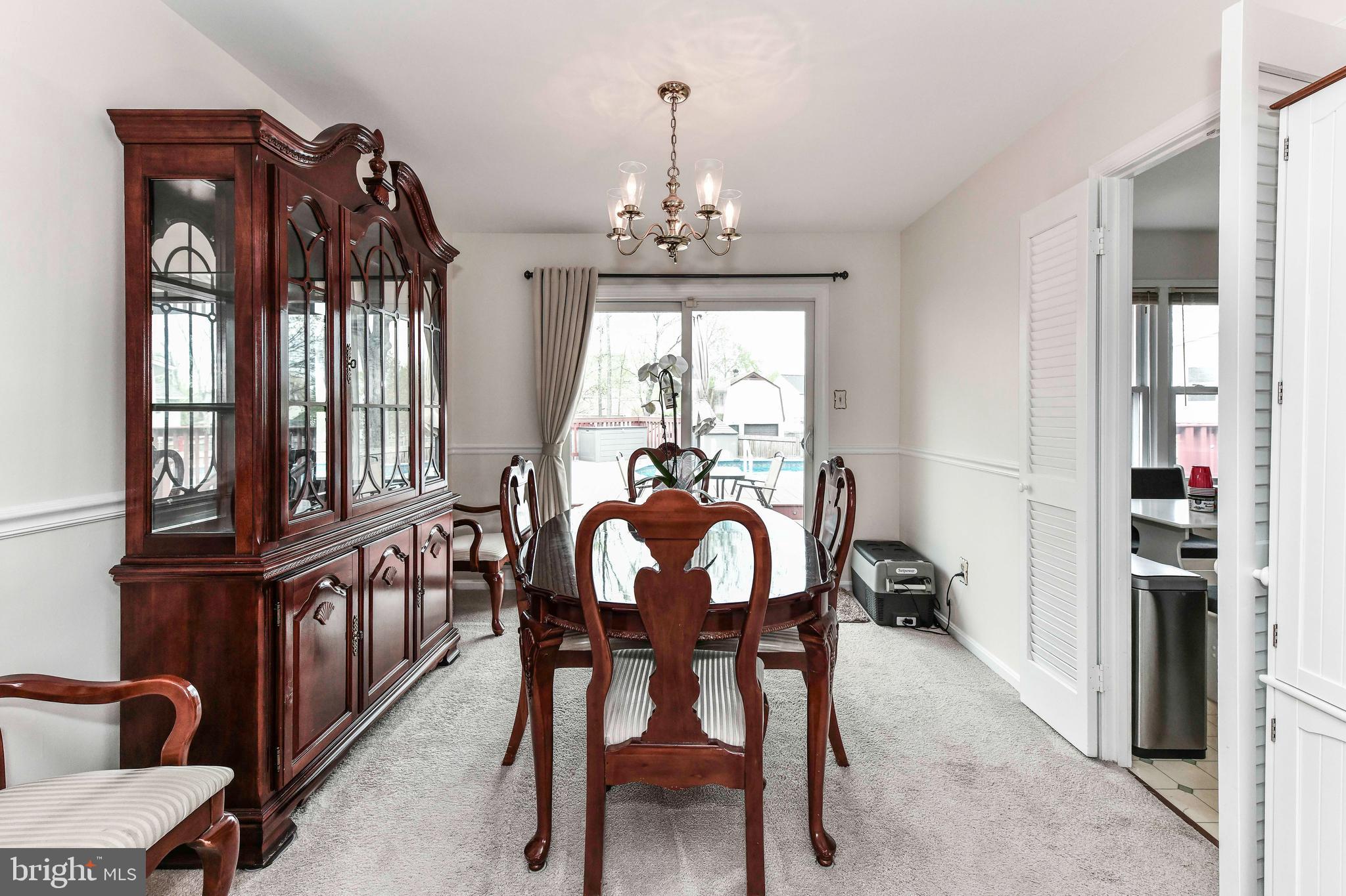 9608 Bonair Dr