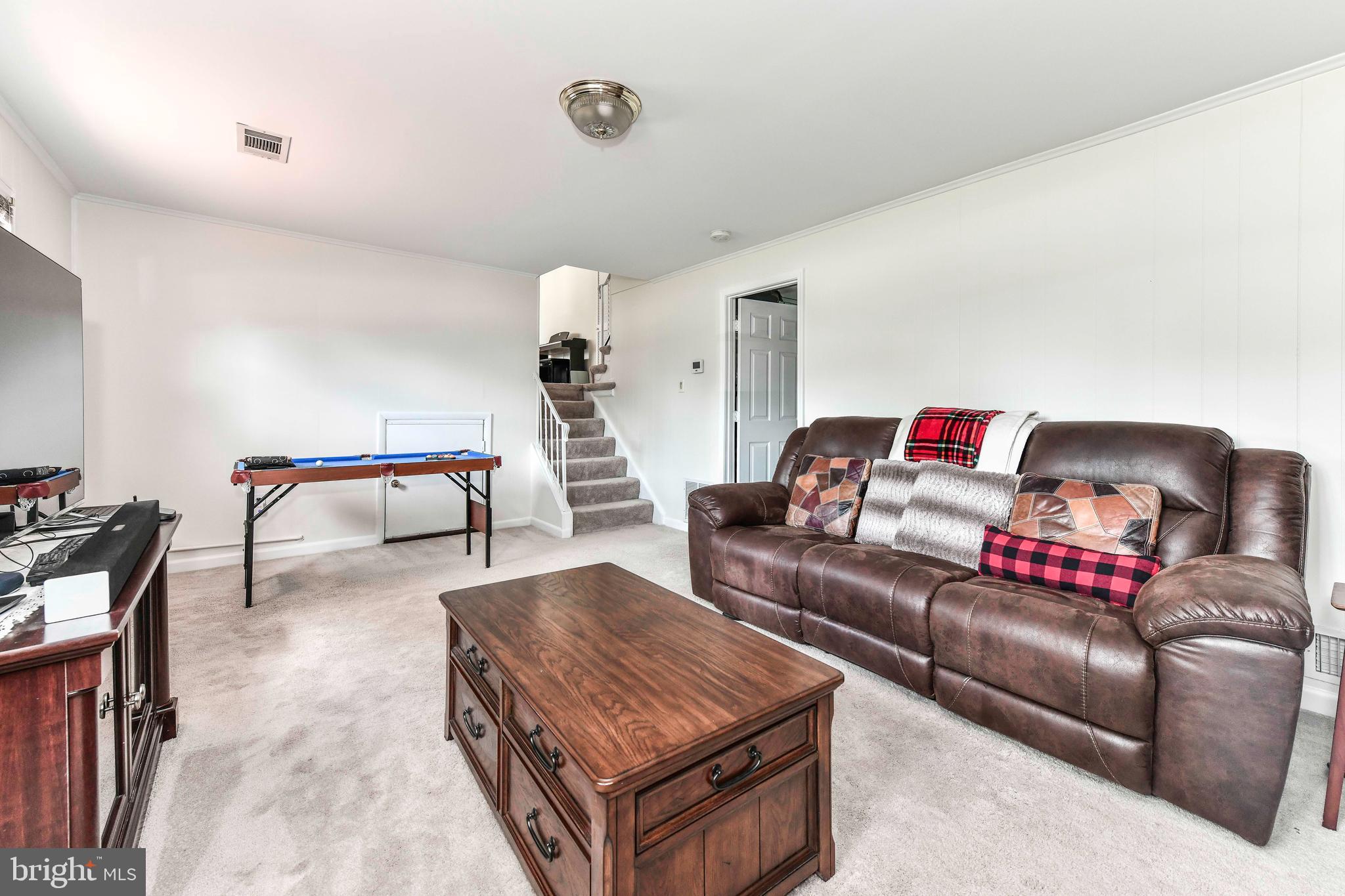 9608 Bonair Dr